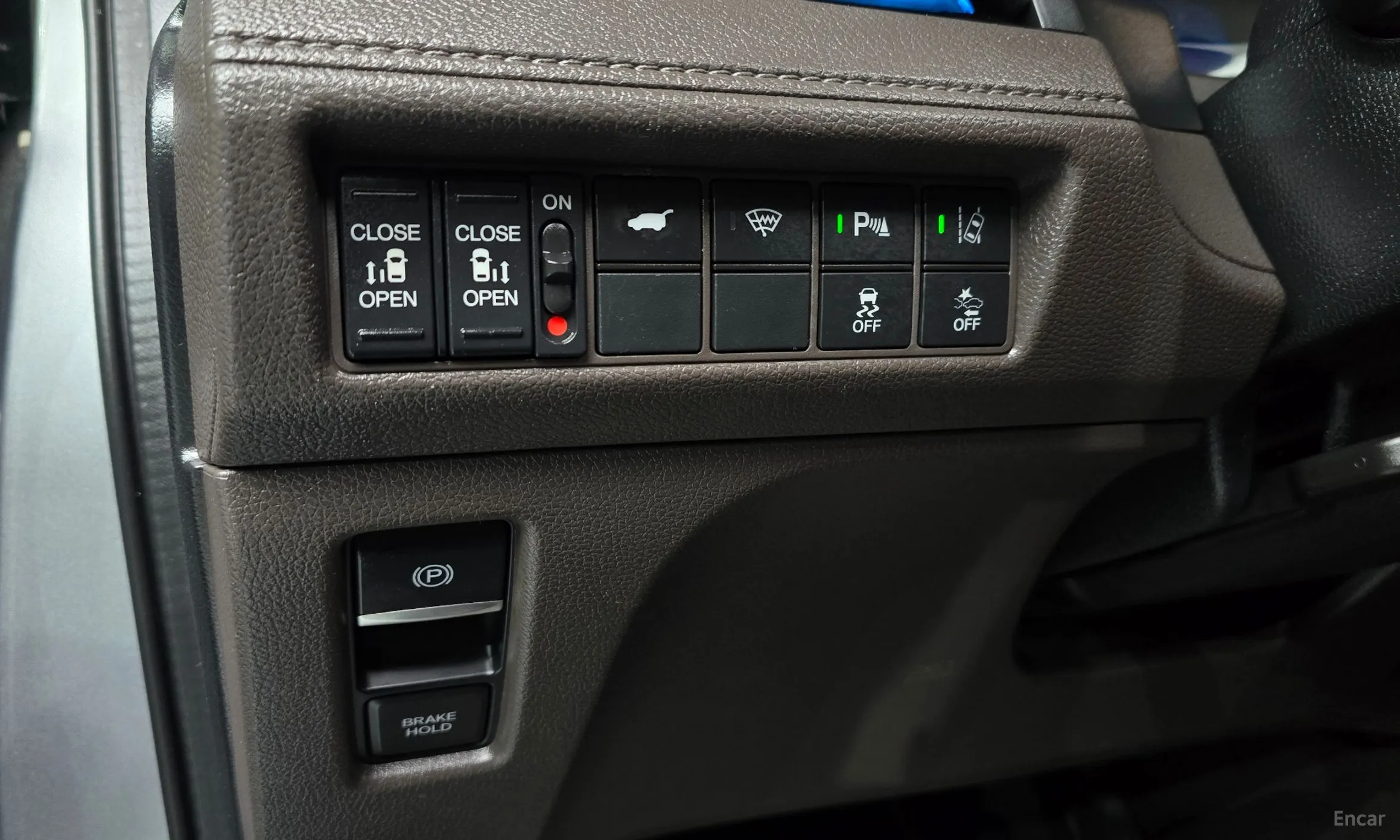Honda Odyssey превью 14