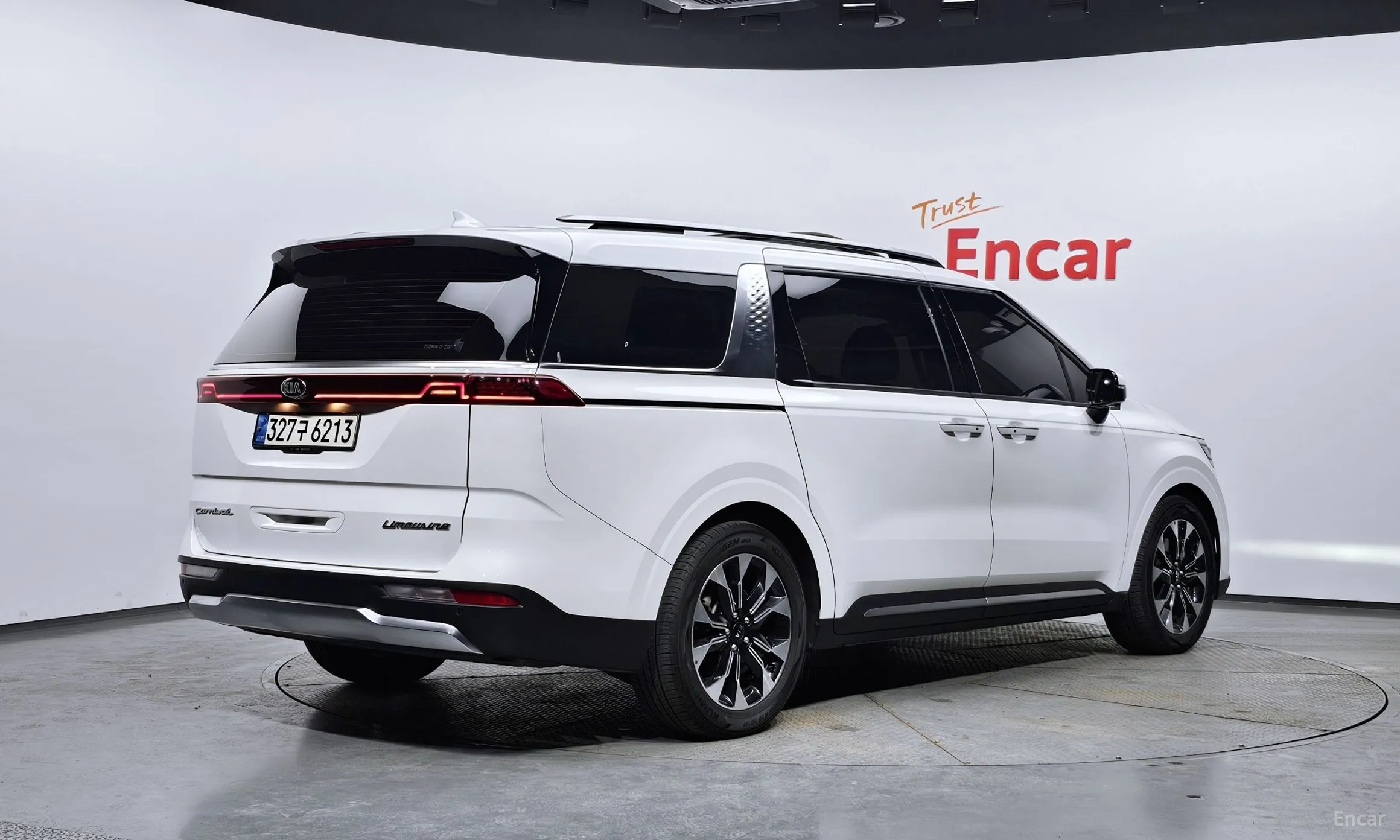 Kia Carnival Gen 4 превью 2