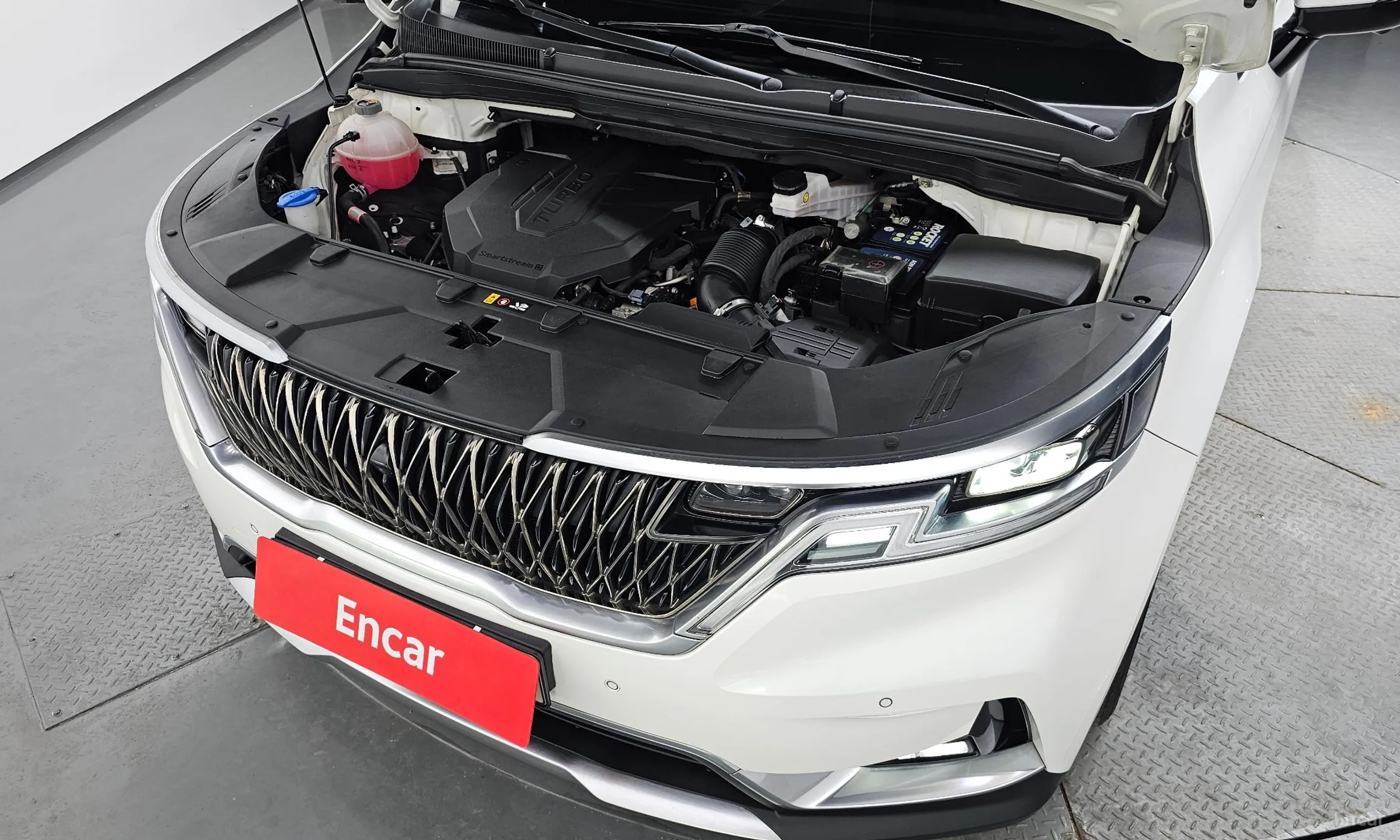 Kia Carnival Gen 4 превью 6