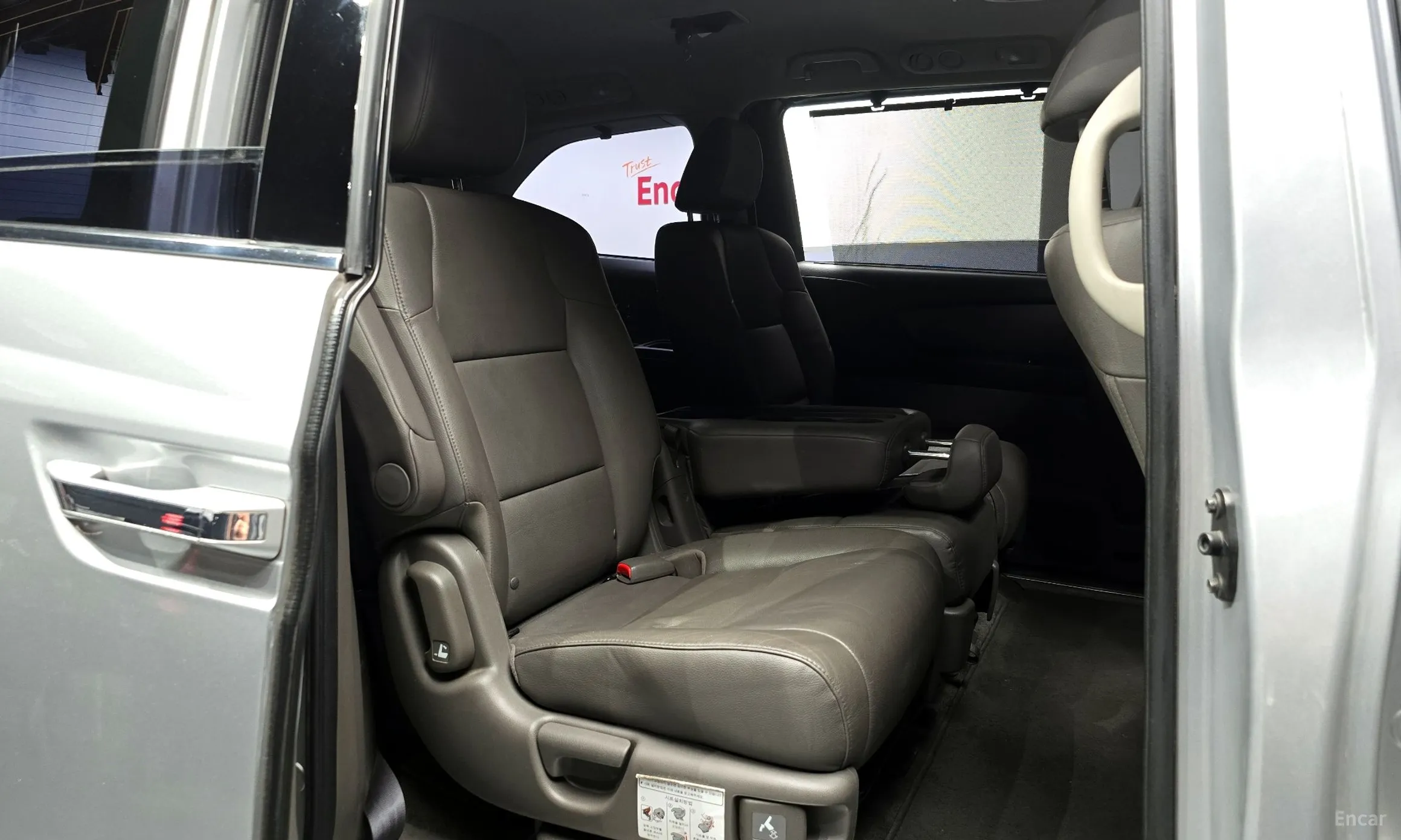 Honda Odyssey превью 12