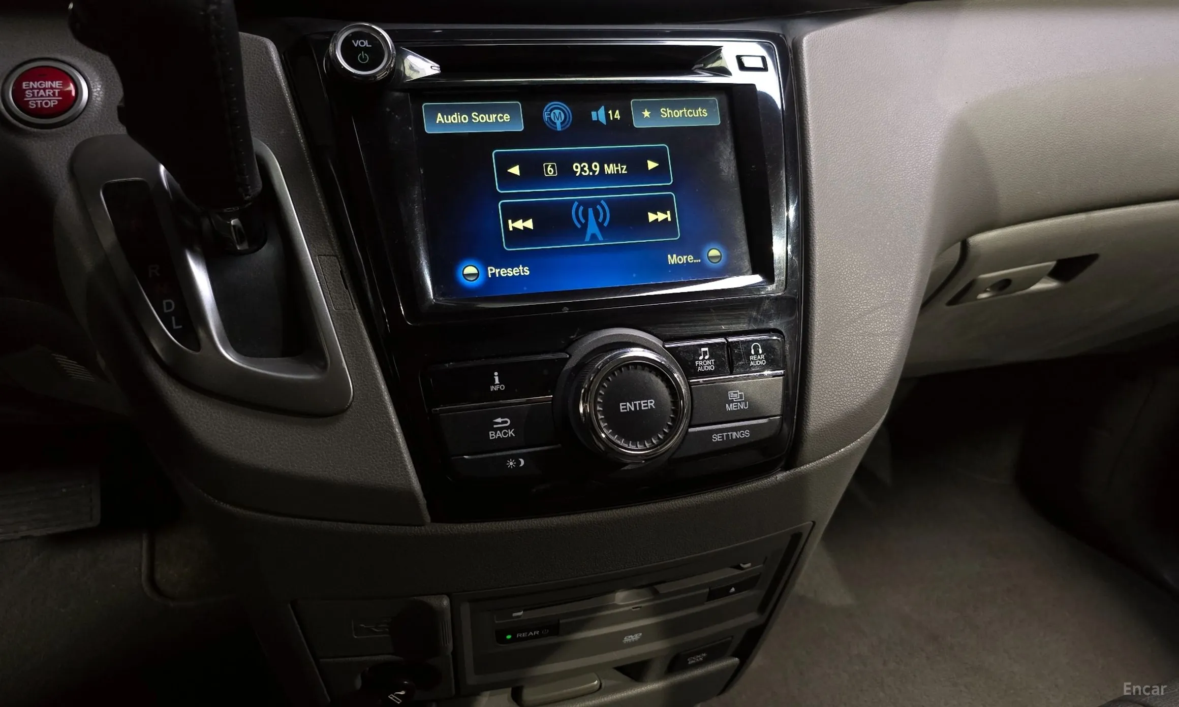 Honda Odyssey превью 16