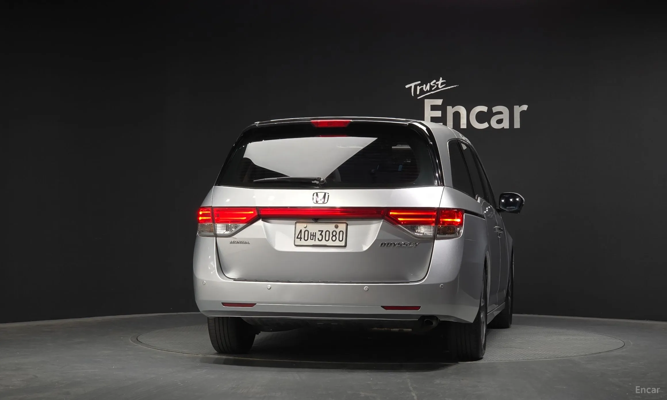 Honda Odyssey превью 4