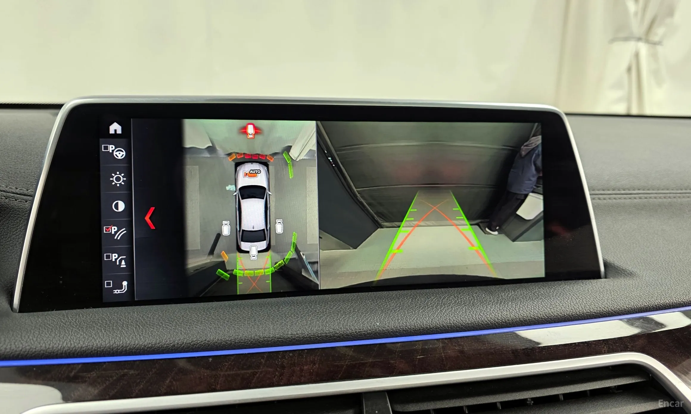 BMW 7 Series (G11) превью 15