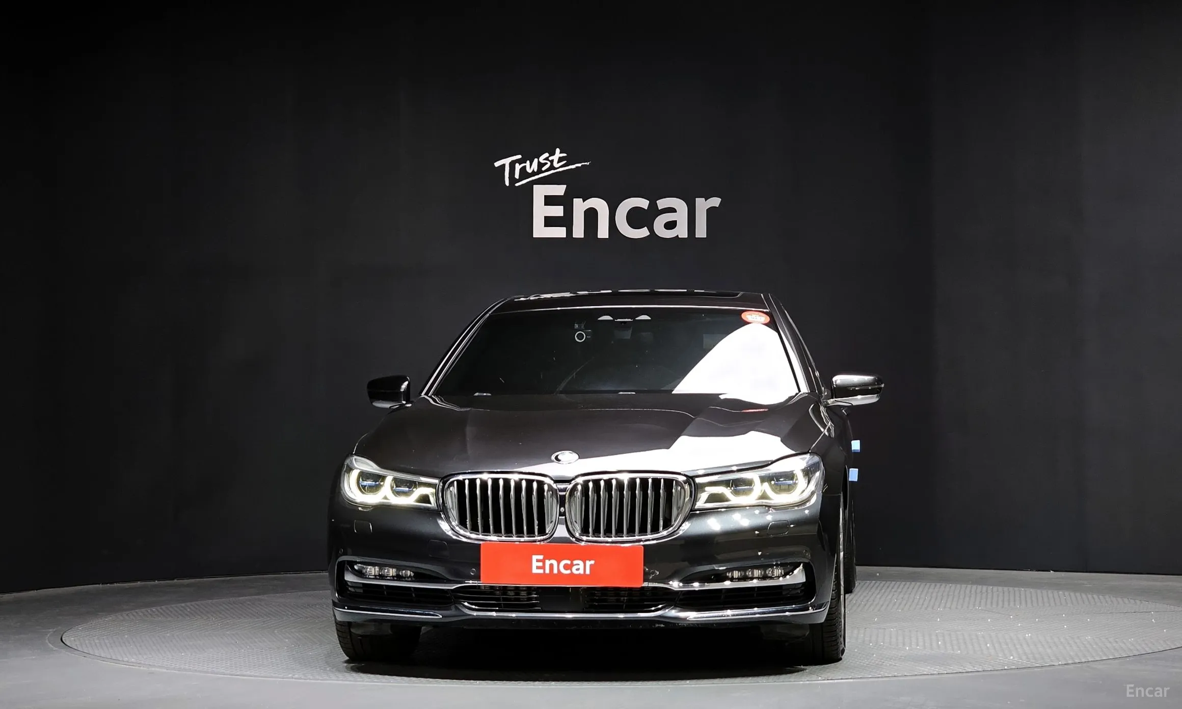 BMW 7 Series (G11) превью 3