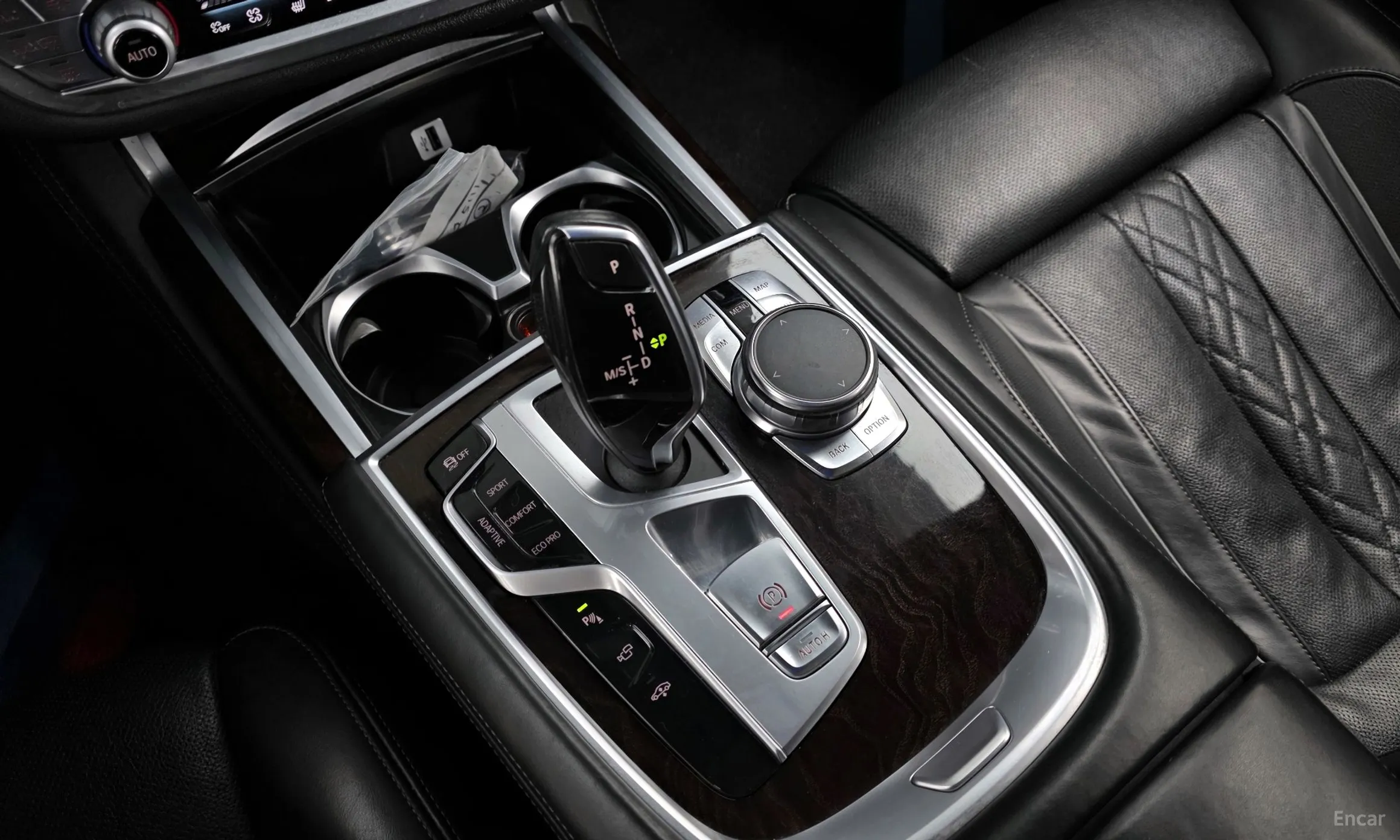 BMW 7 Series (G11) превью 9
