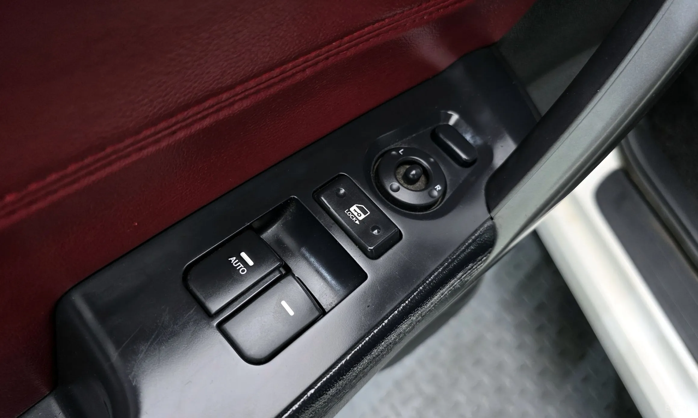 Kia Forte Coop превью 14
