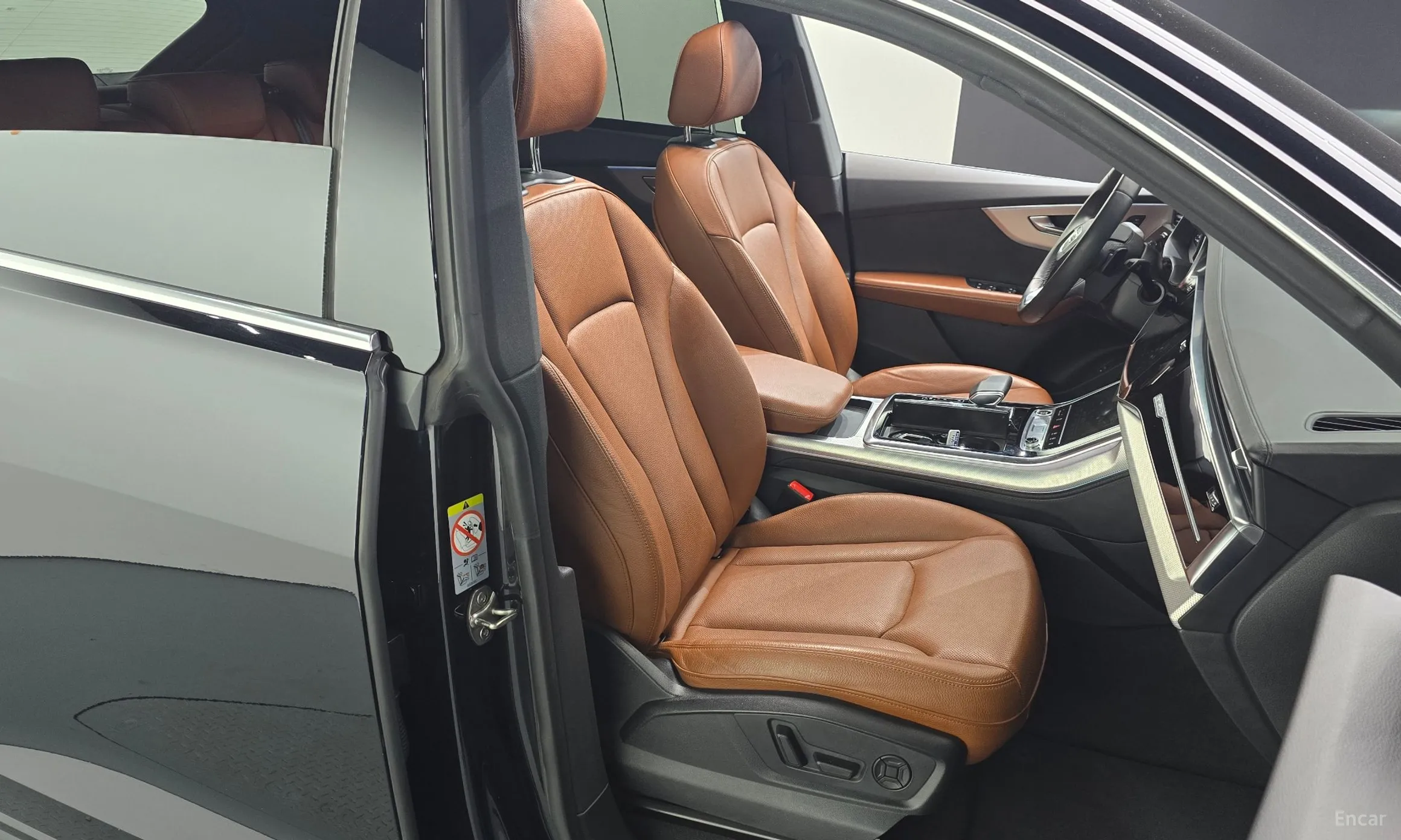 Audi Q8 (4M) превью 12