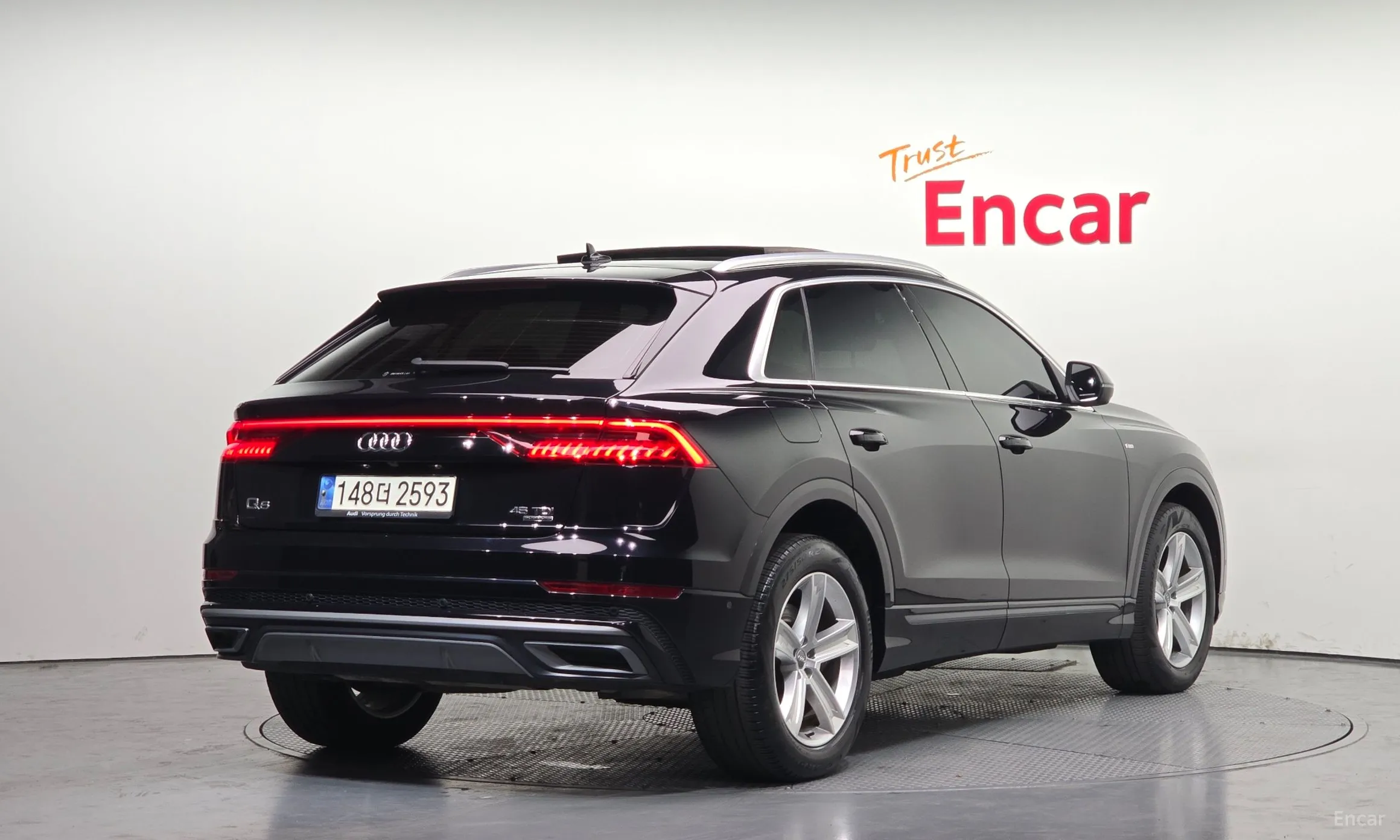 Audi Q8 (4M)