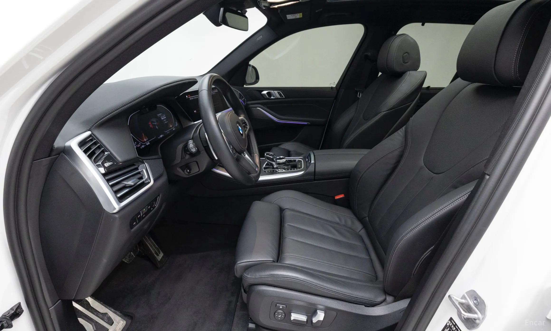 BMW X5 (G05) превью 12