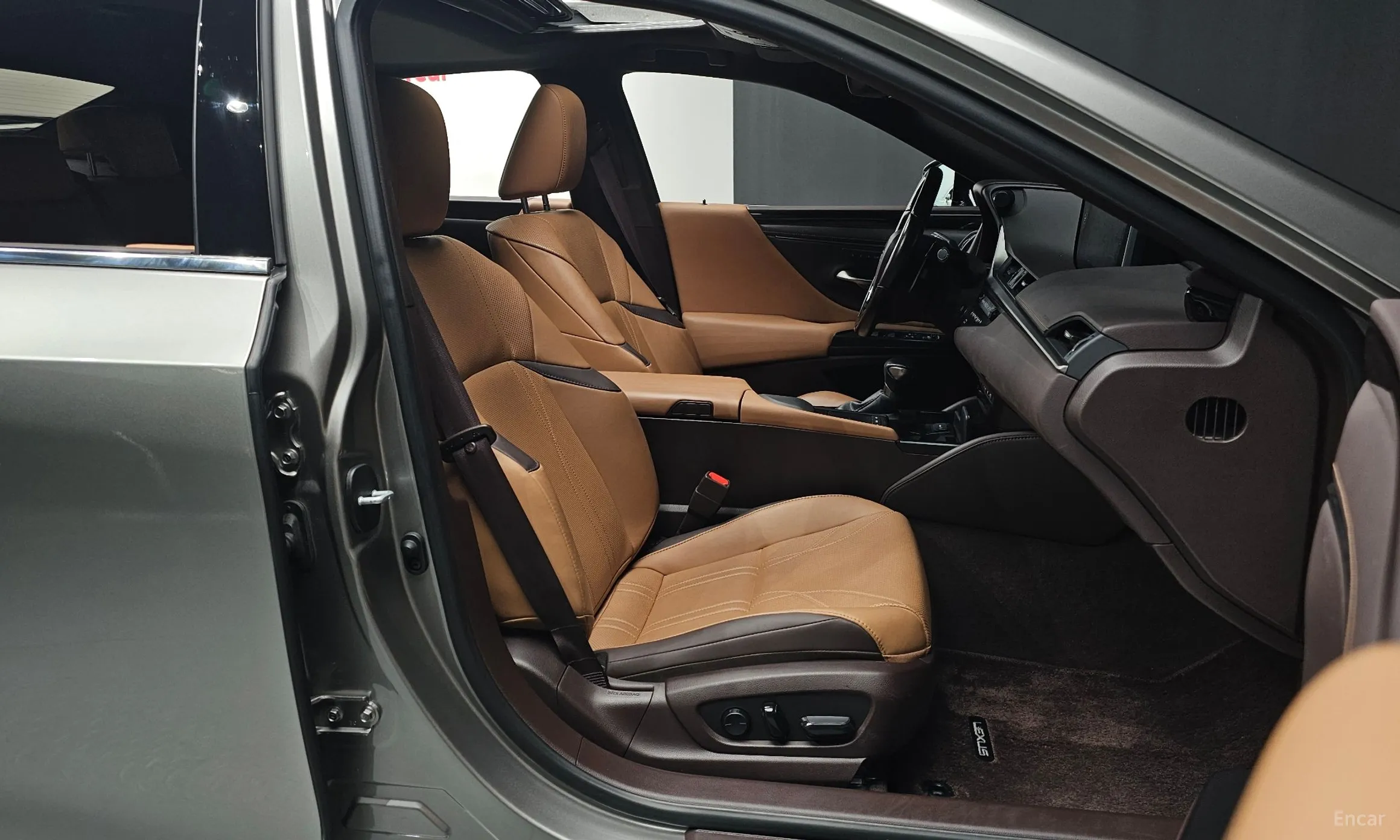Lexus ES300h 7th Generation превью 10