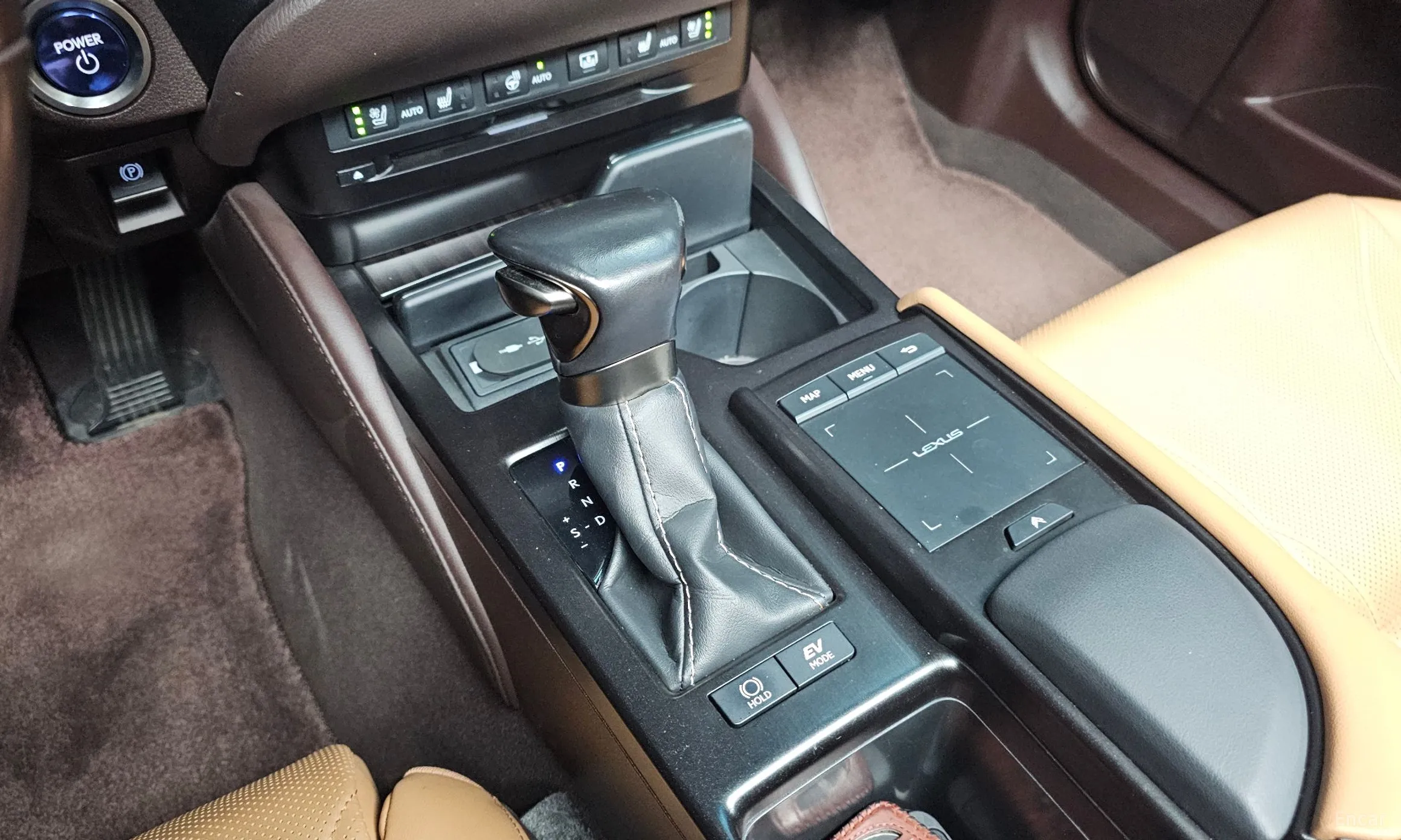 Lexus ES300h 7th Generation превью 9