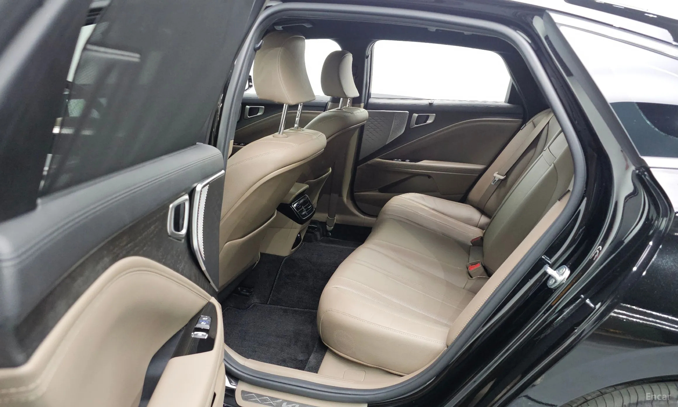 Kia K8 превью 19