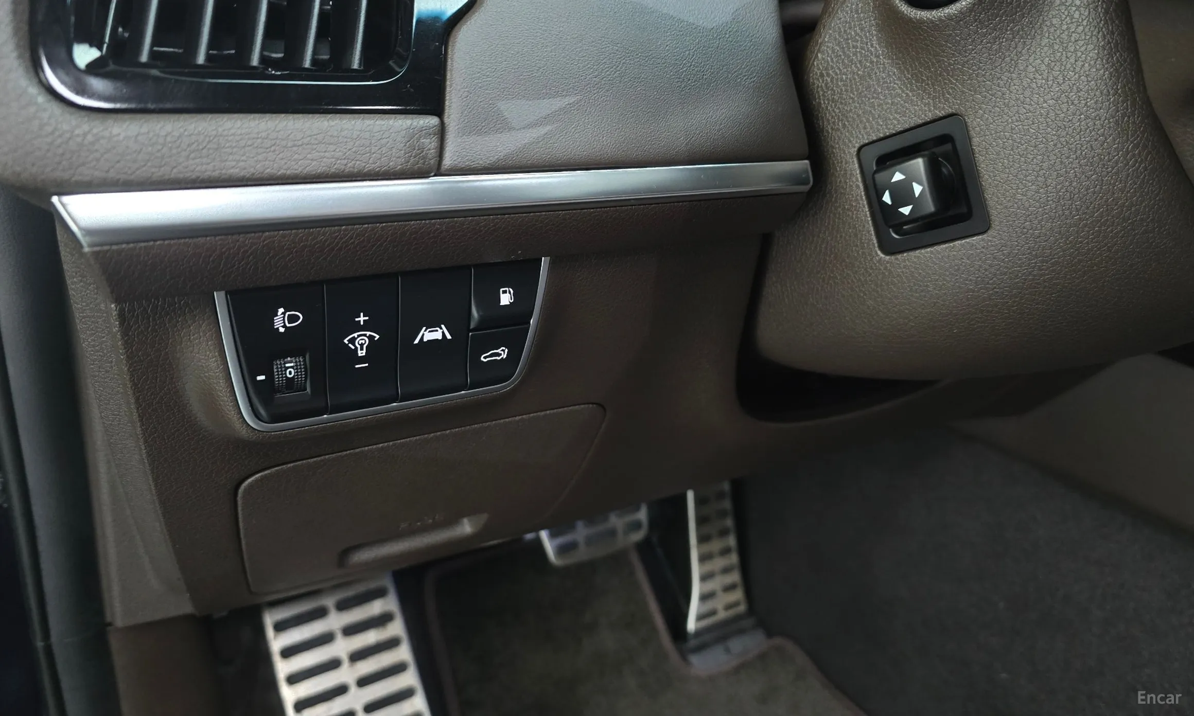 Kia Stinger Master превью 18