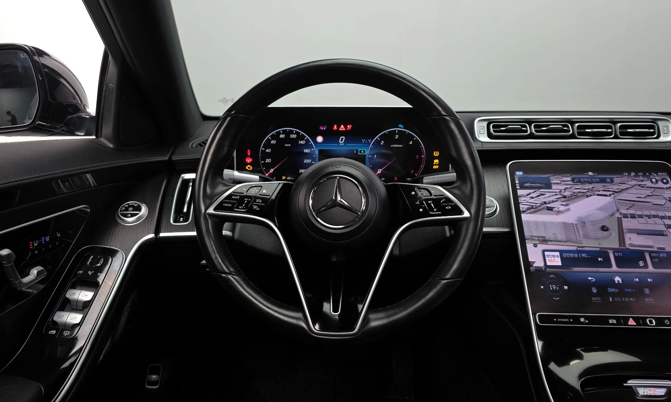 Mercedes Benz S-Class W223 превью 13