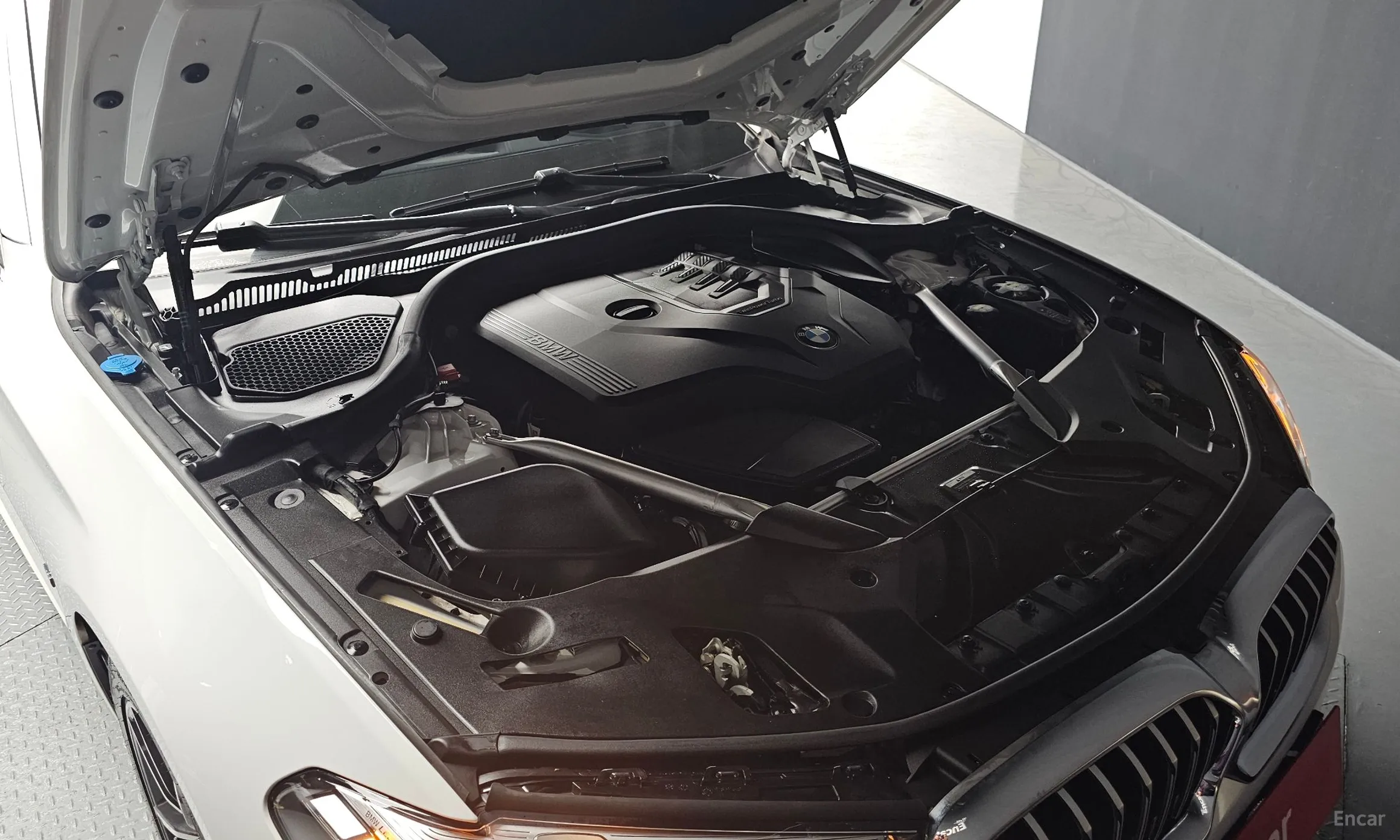 BMW 5 Series (G30) превью 6