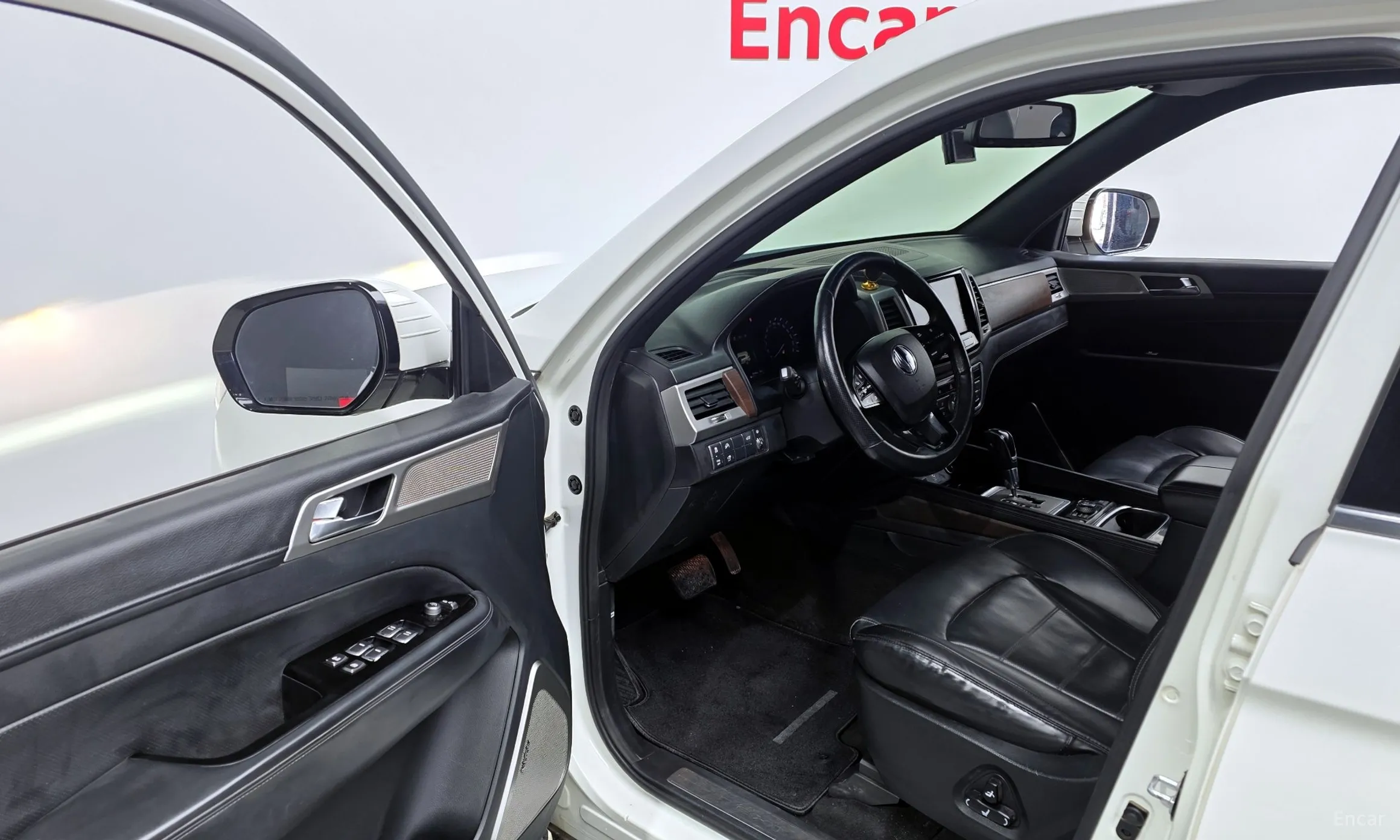KG Mobility (SsangYong) G4 Rexton превью 10