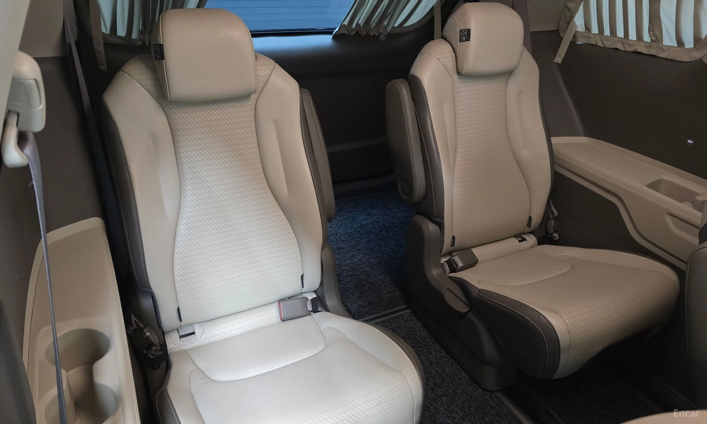 Kia Carnival Gen 4 превью 13