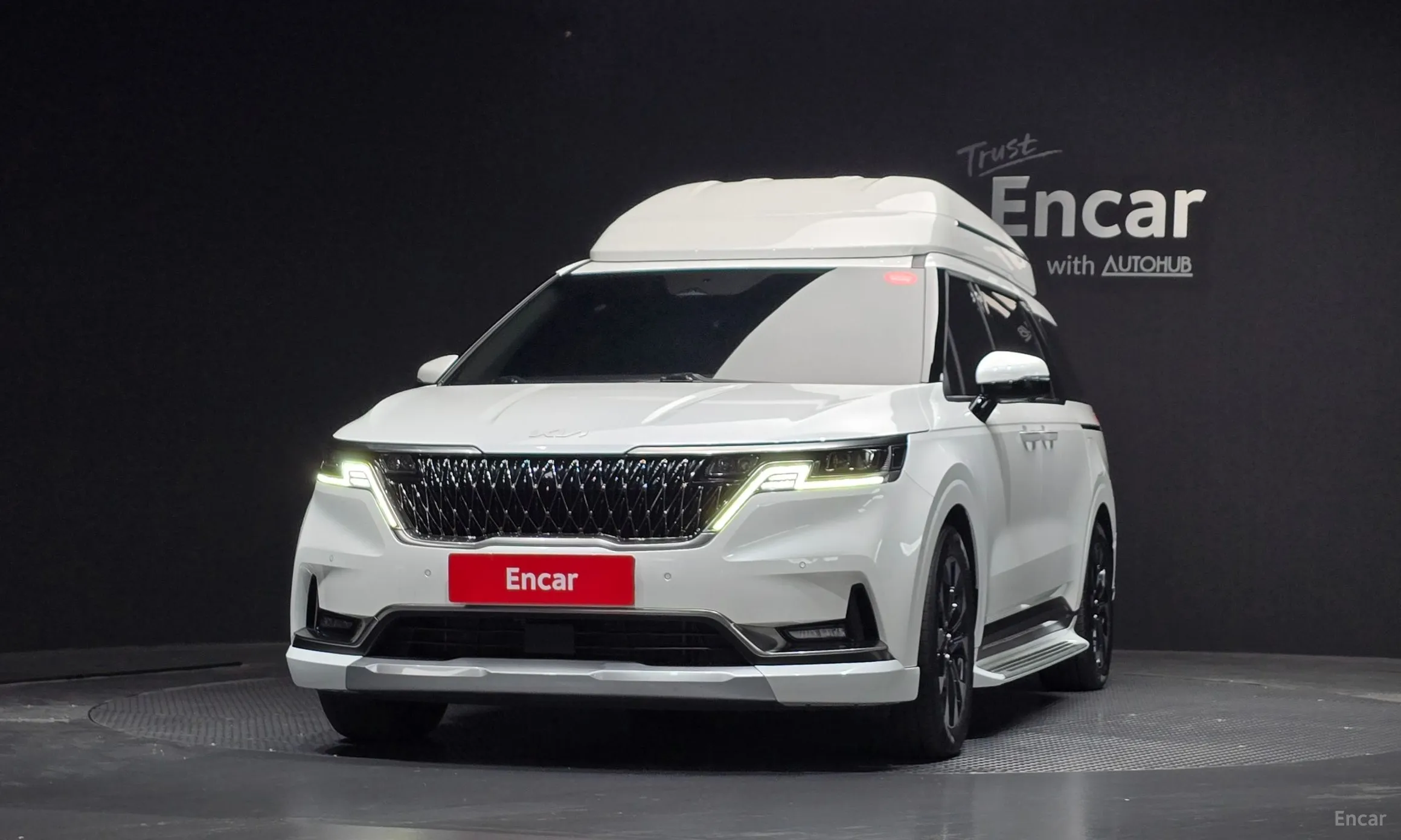 Kia Carnival Gen 4 превью 3