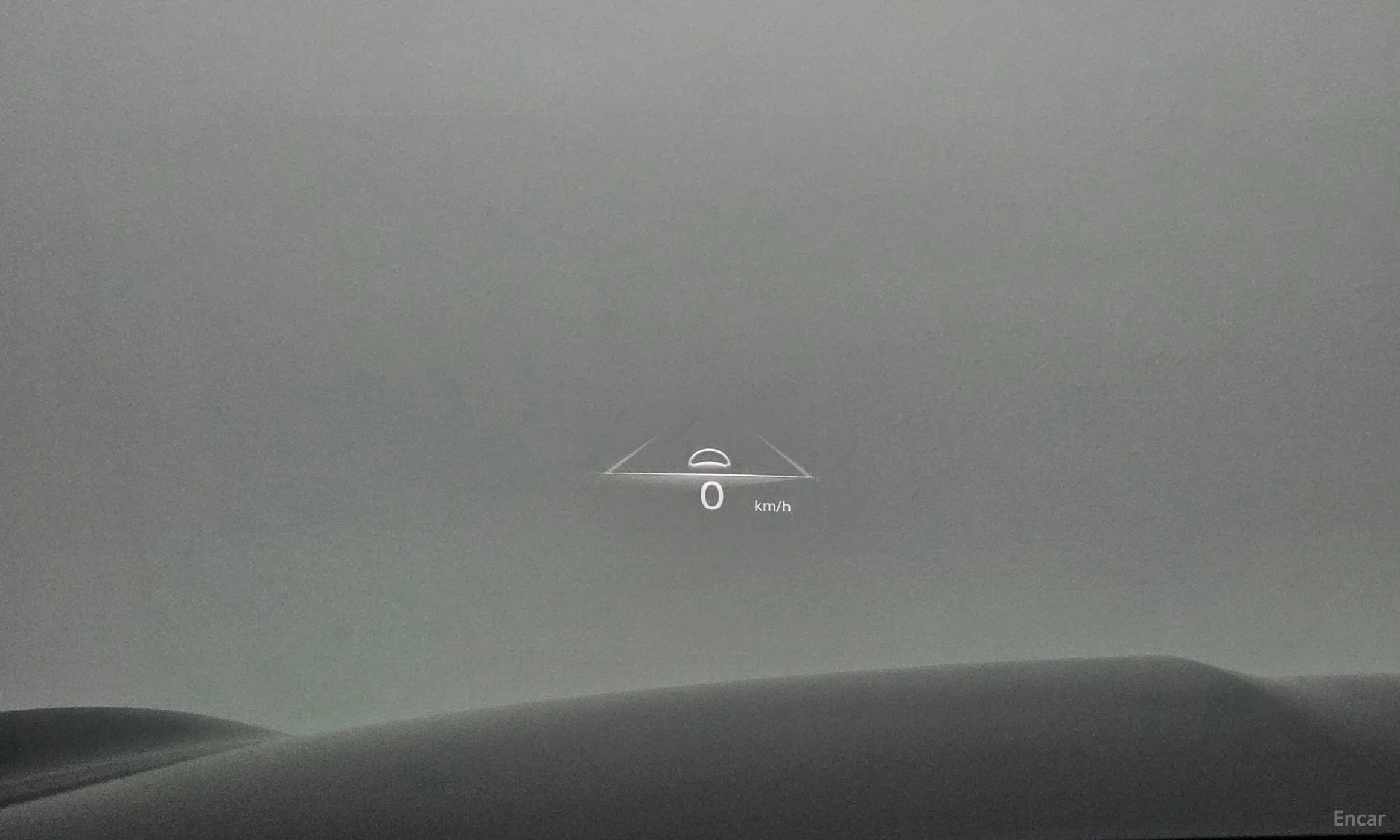 Genesis GV70 превью 17