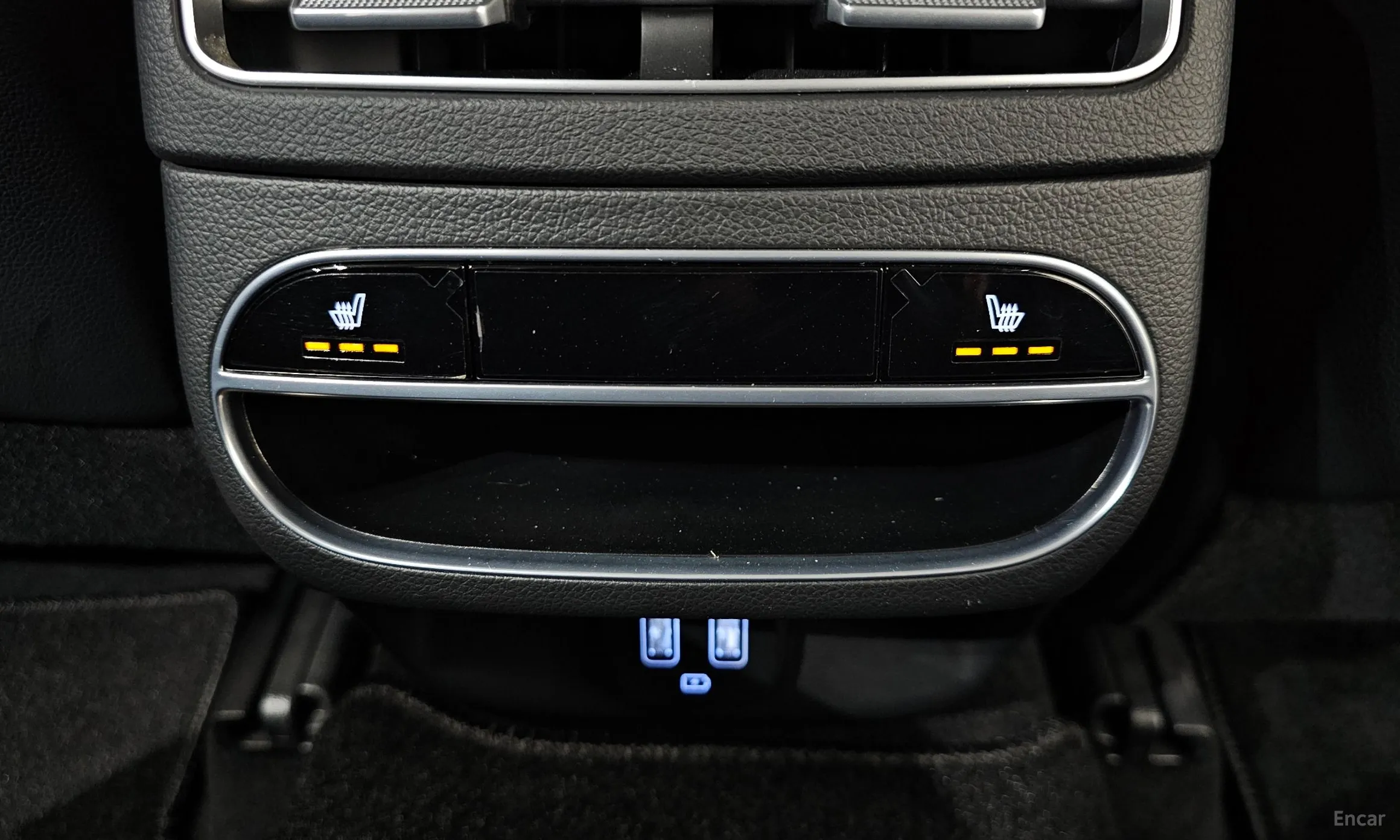 Genesis GV70 превью 18