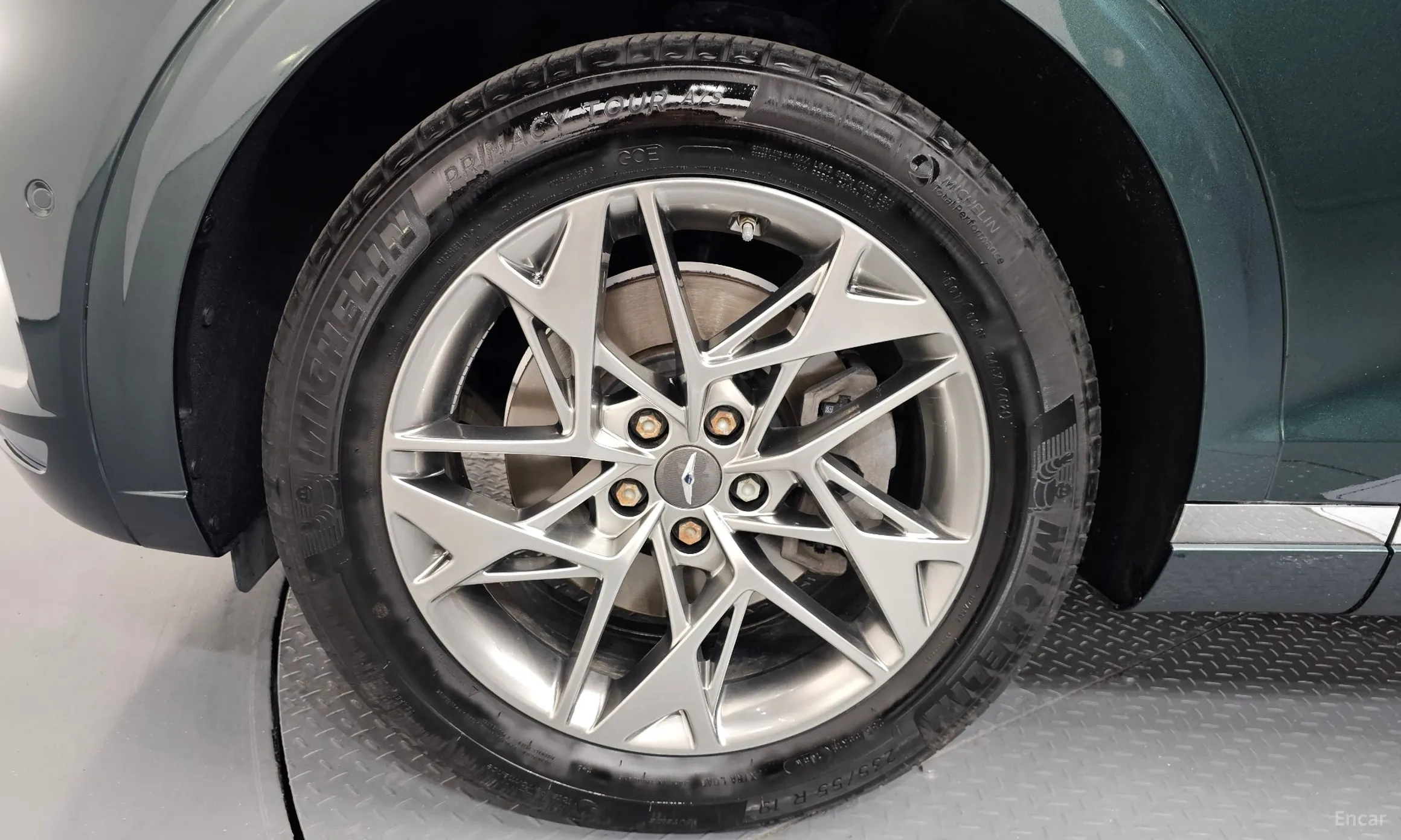 Genesis GV70 превью 5