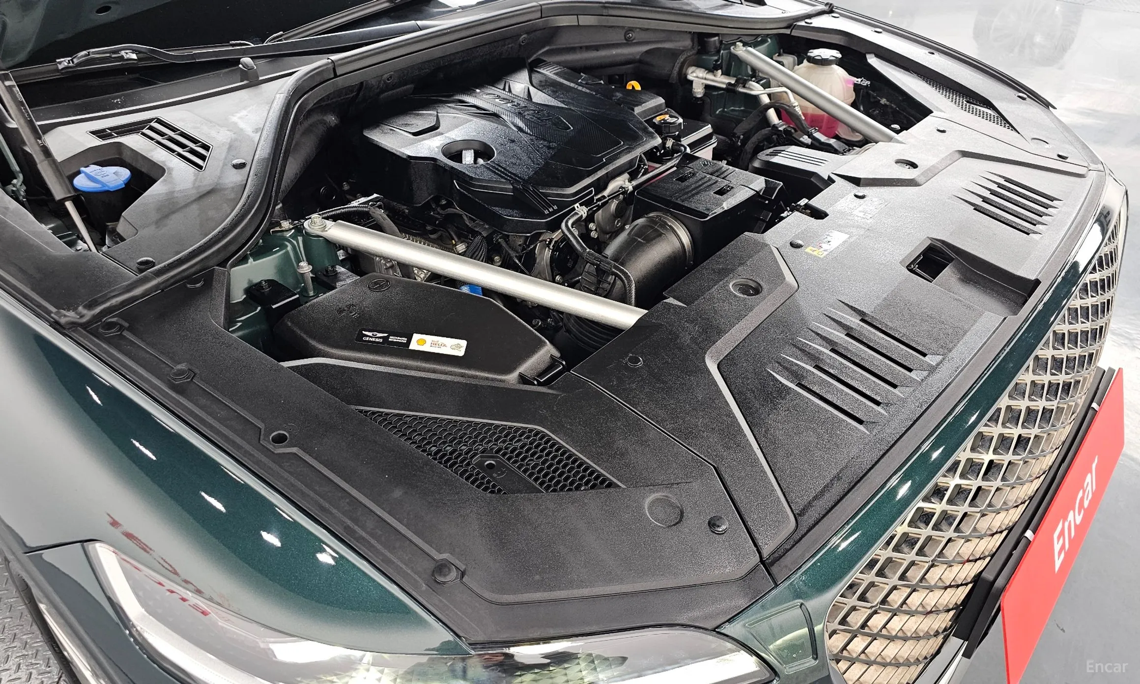 Genesis GV70 превью 6