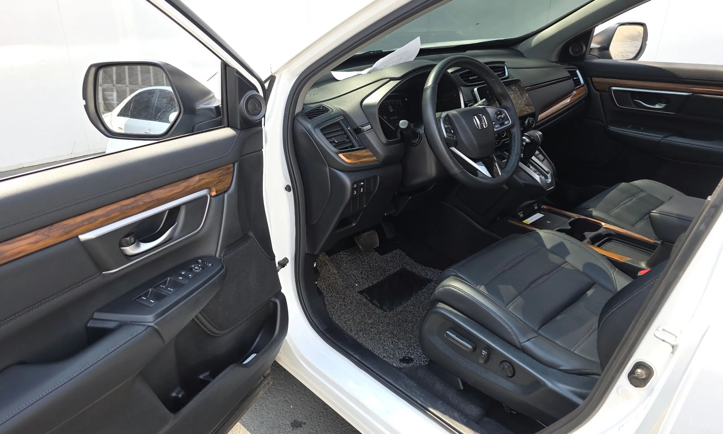Honda CR-V 5th generation превью 10