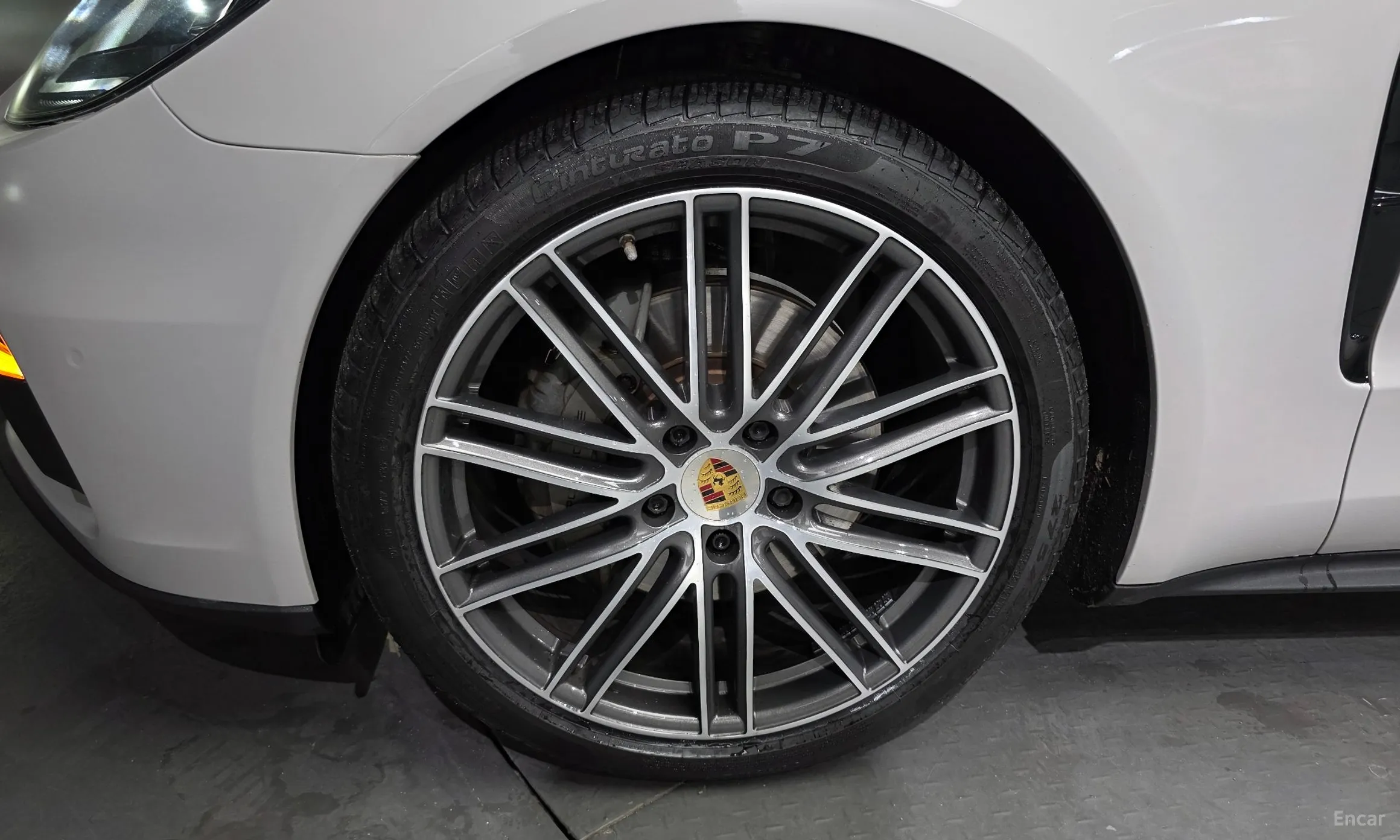 Porsche Panamera (971) превью 5