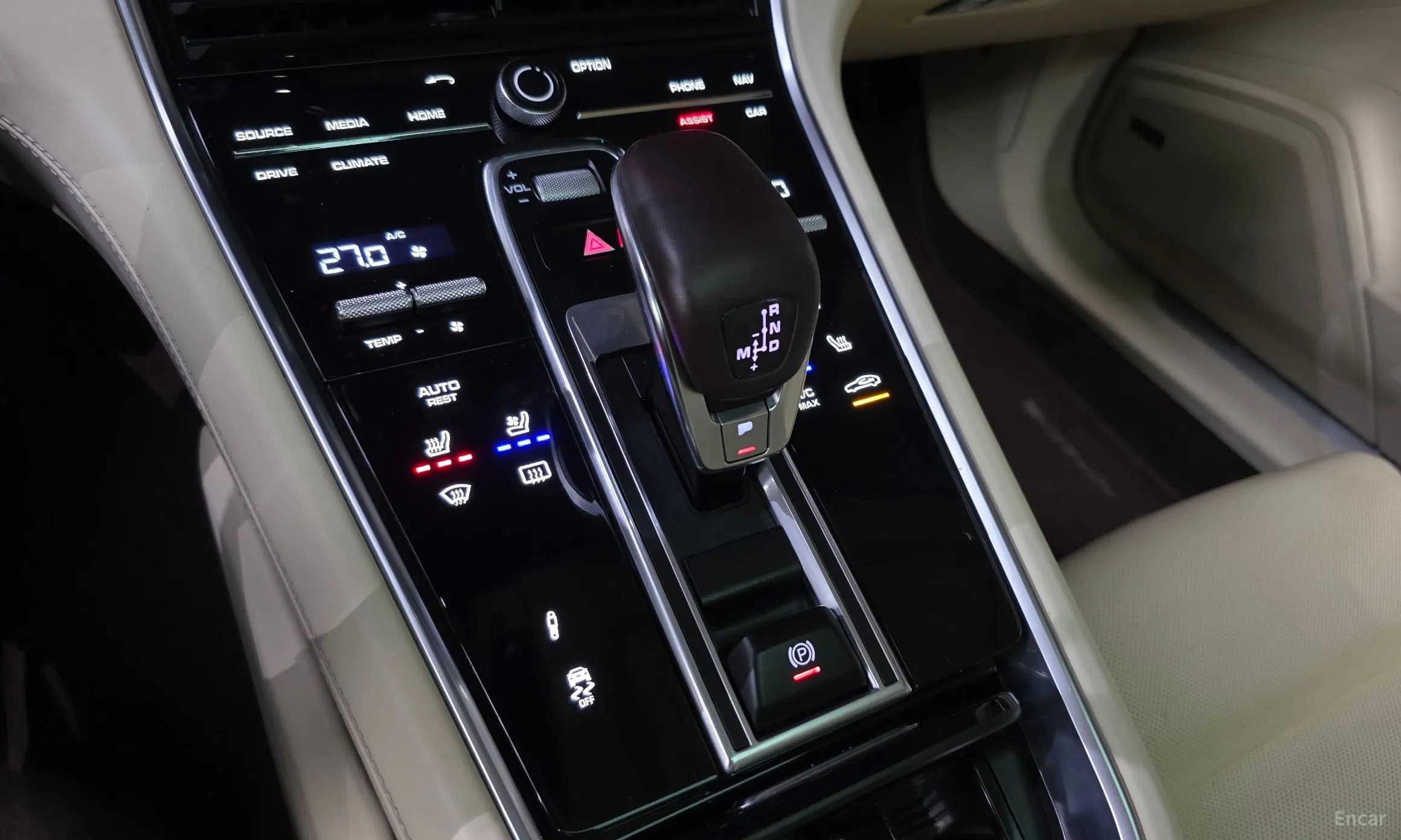 Porsche Panamera (971) превью 9