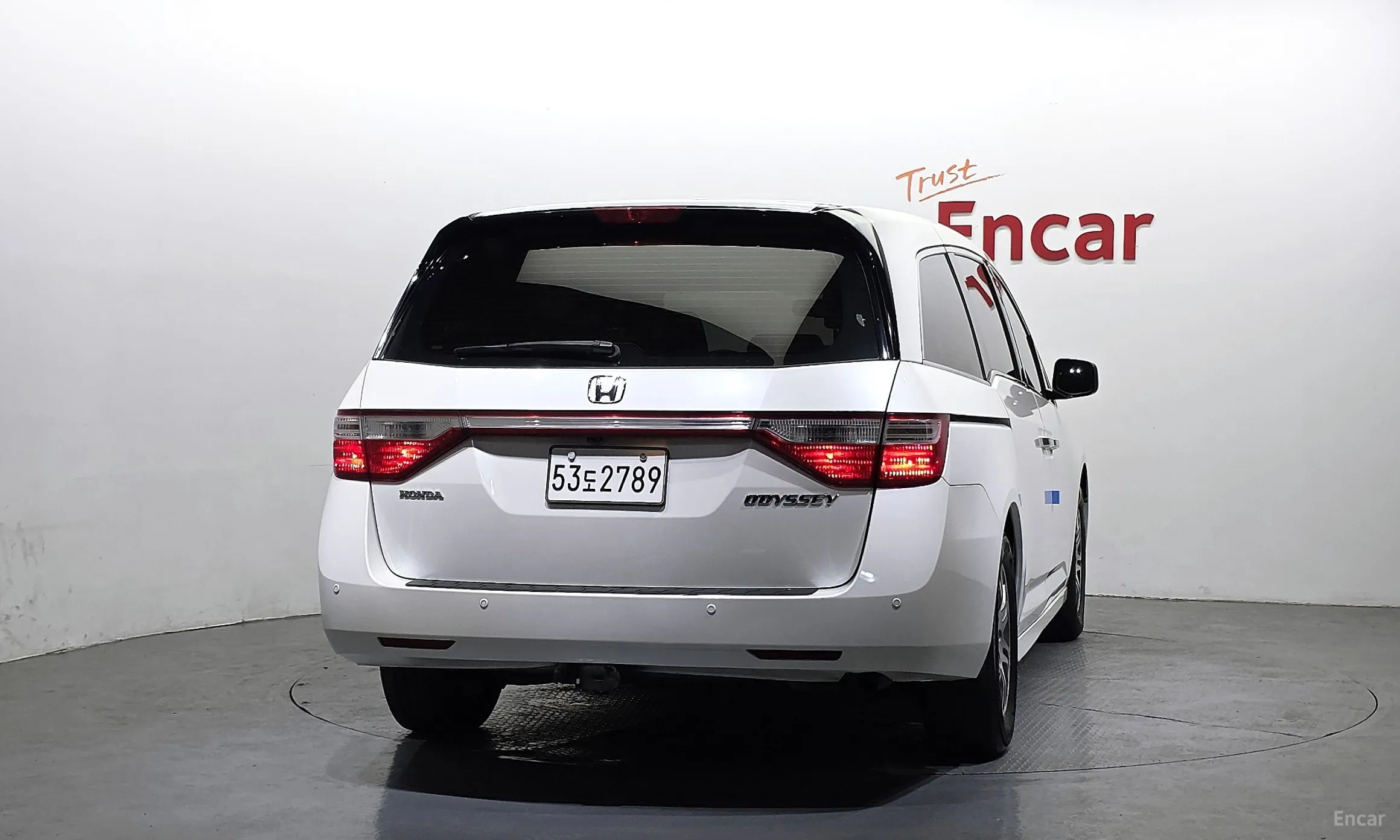 Honda Odyssey превью 4