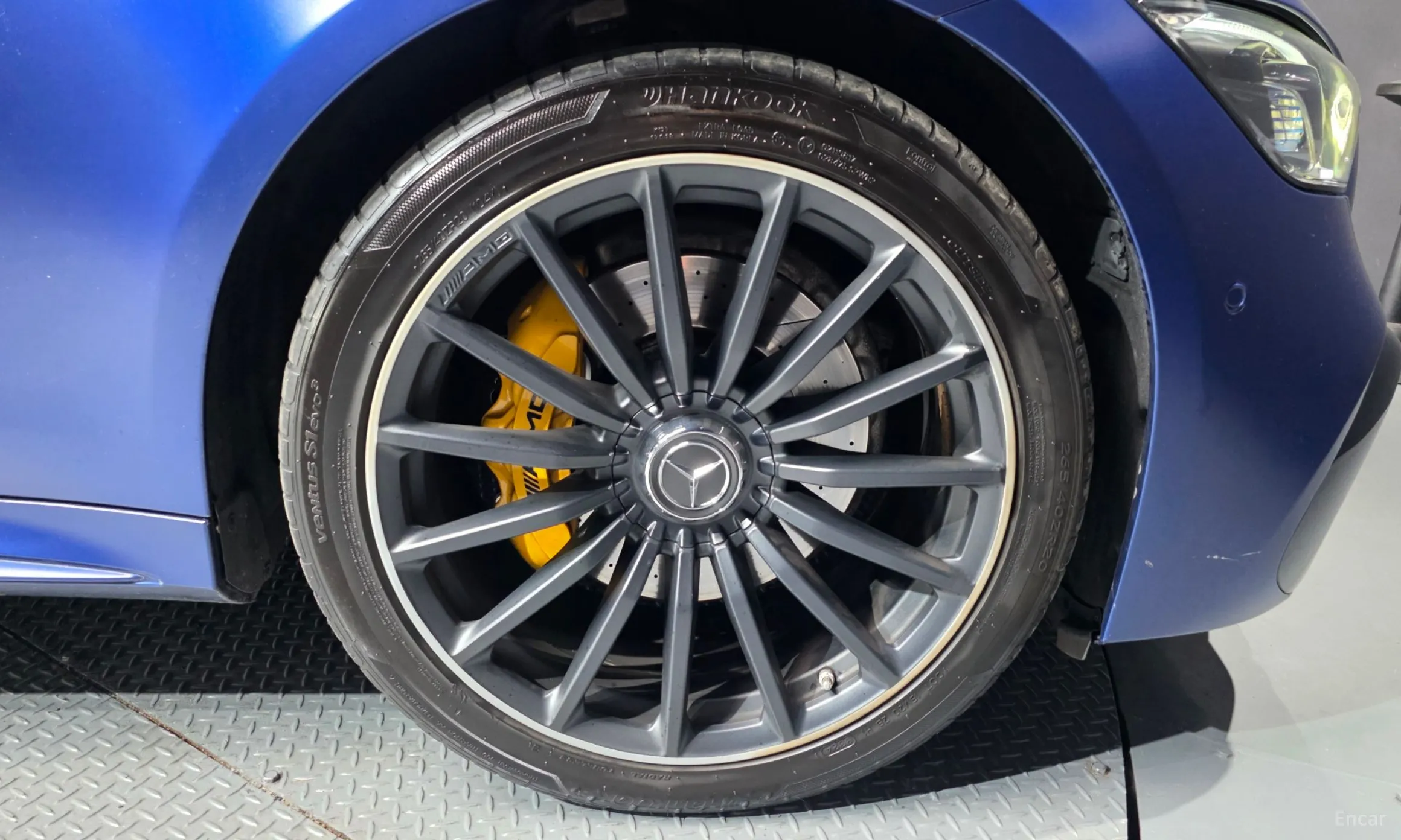 Mercedes Benz AMG GT превью 5