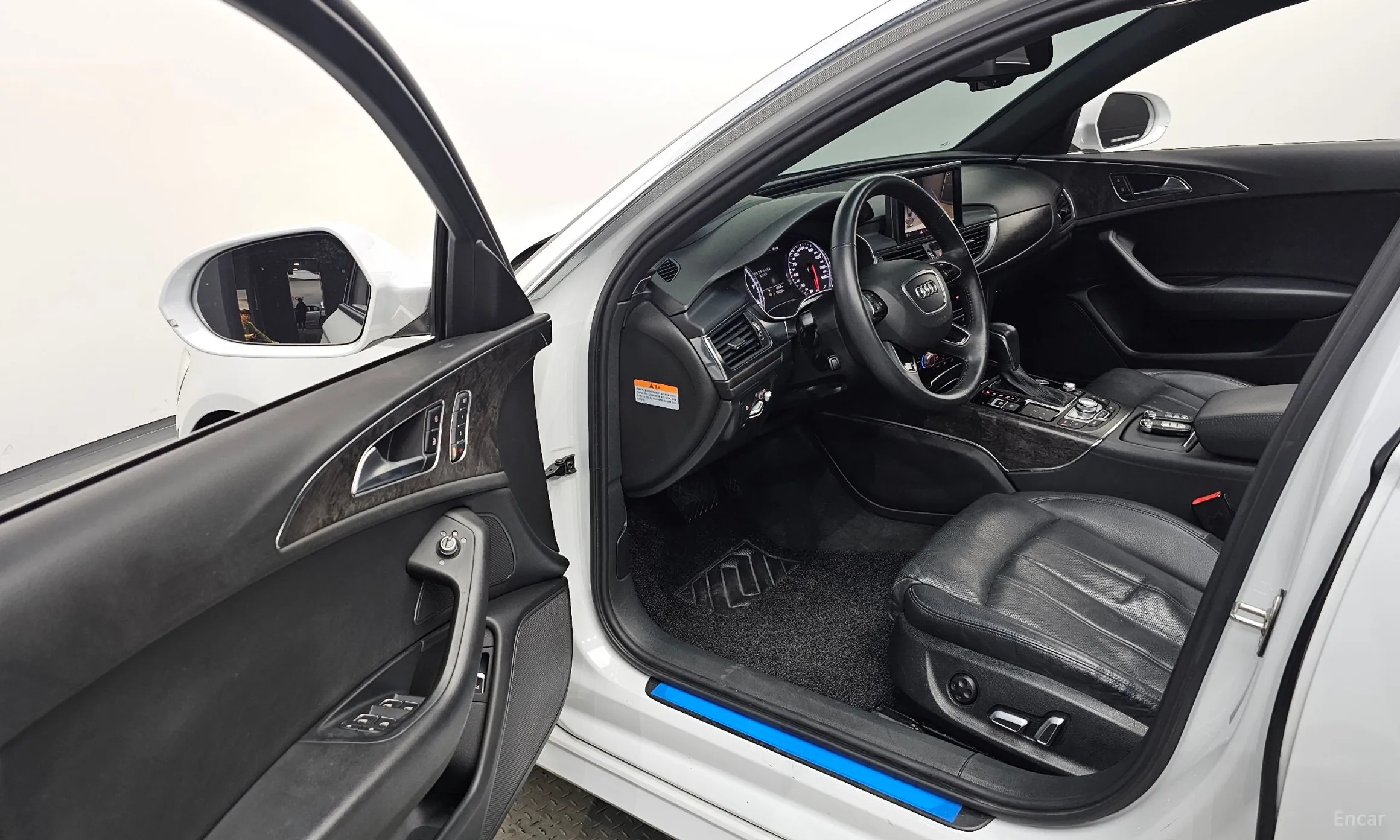 Audi New A6 превью 10