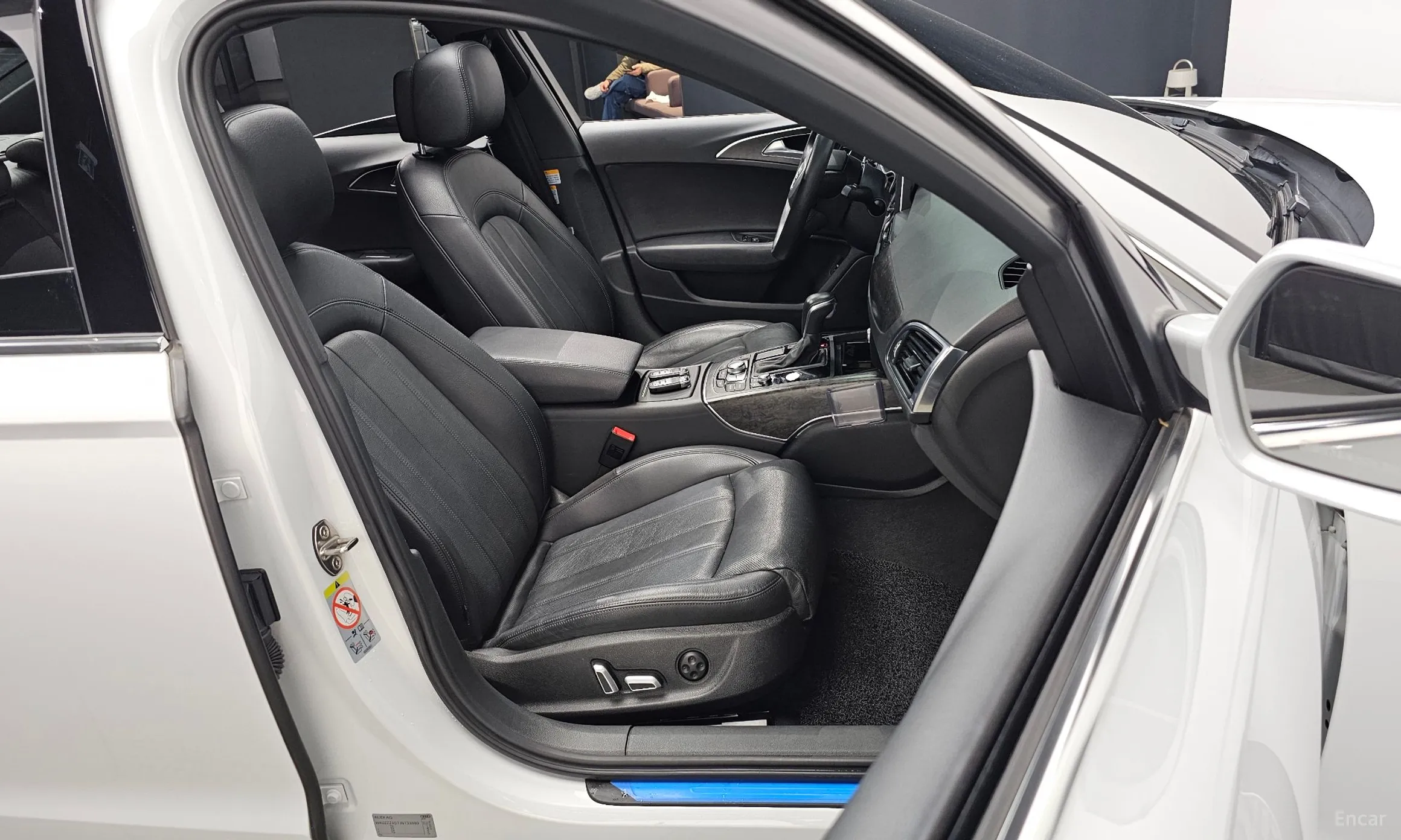 Audi New A6 превью 12
