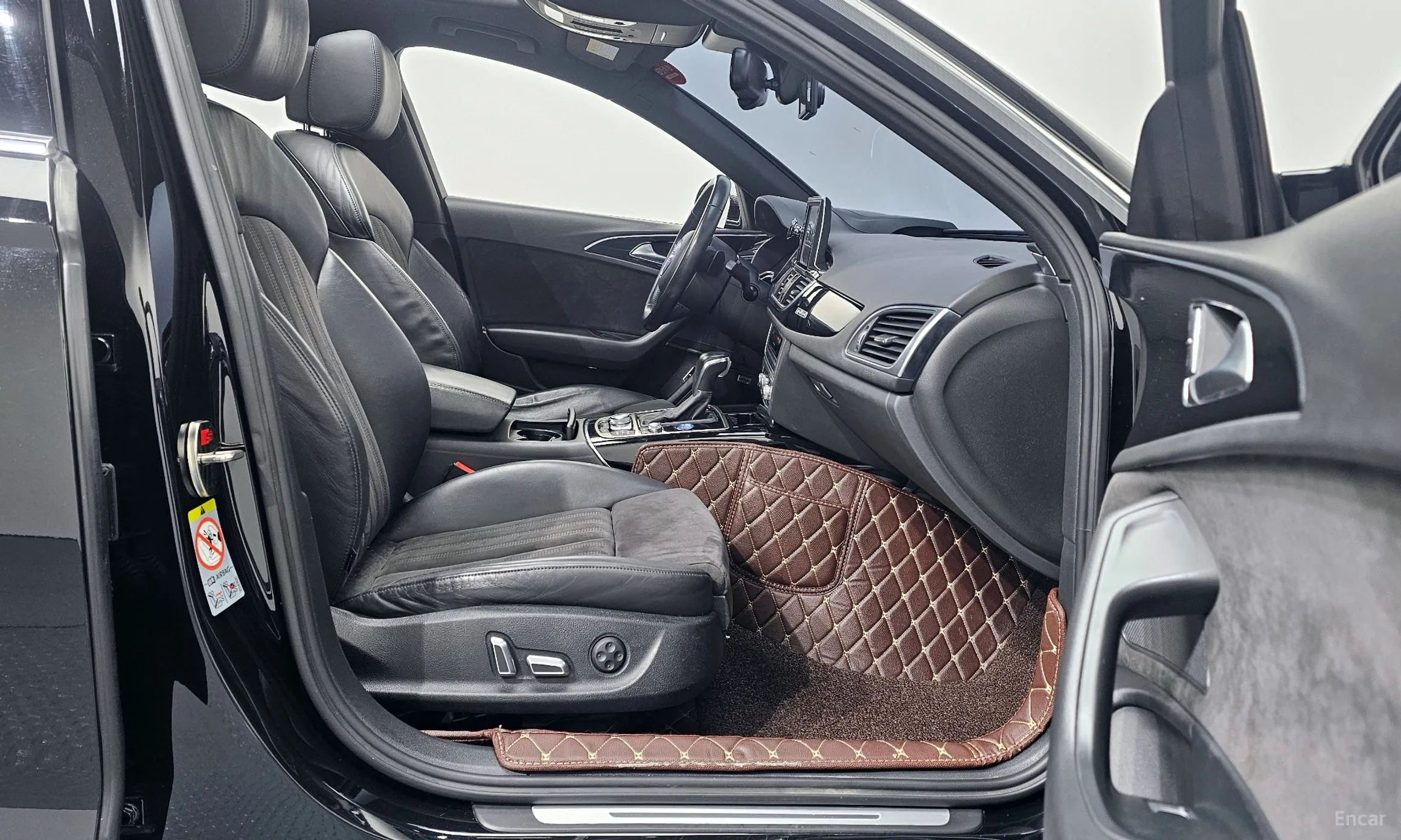 Audi New A6 превью 11