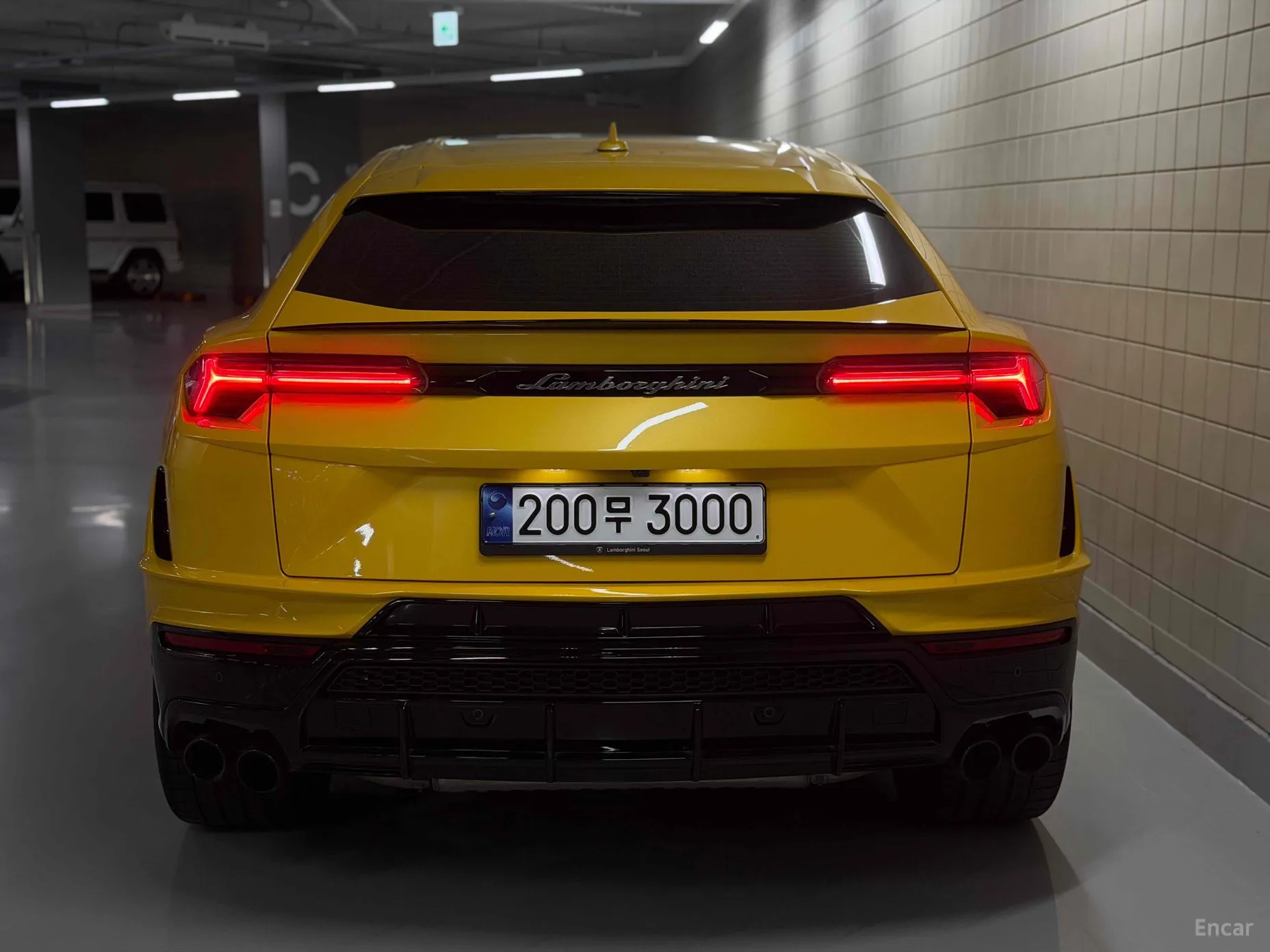 Lamborghini Urus превью 4