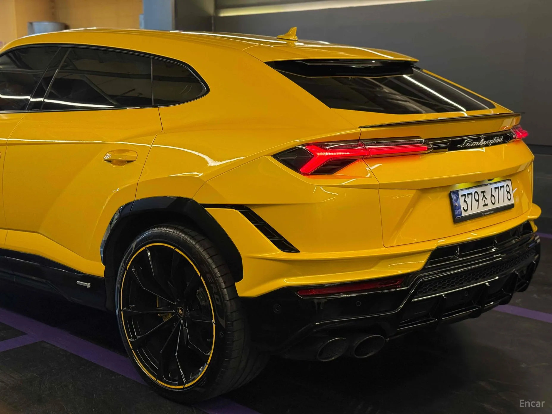 Lamborghini Urus превью 6