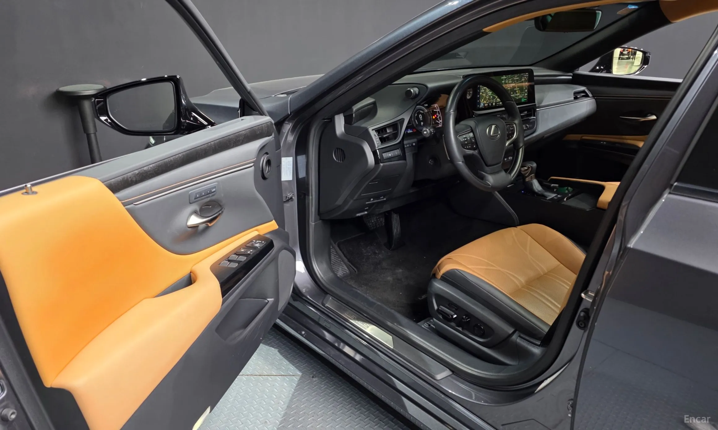 Lexus ES300h 7th Generation превью 10