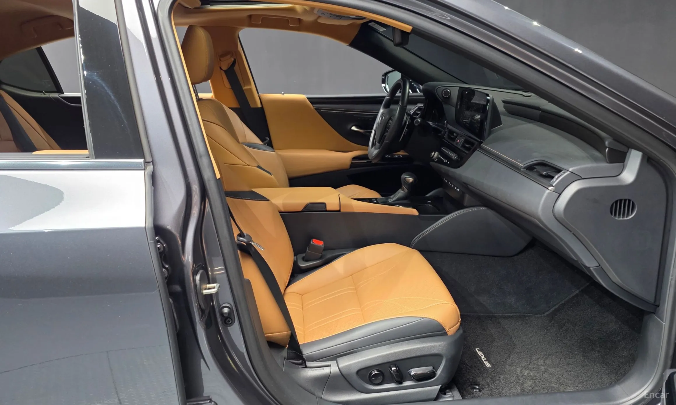 Lexus ES300h 7th Generation превью 11