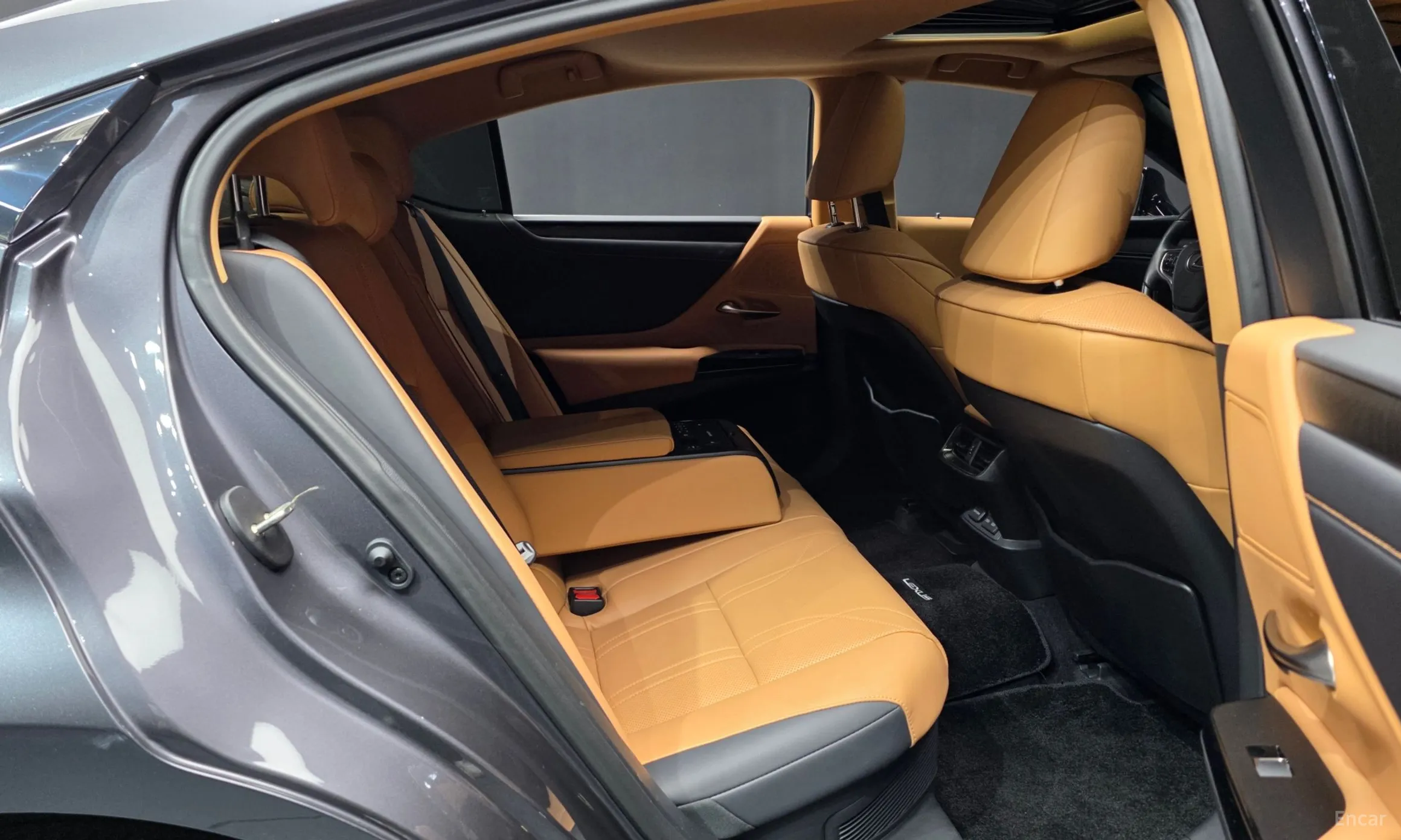 Lexus ES300h 7th Generation превью 12