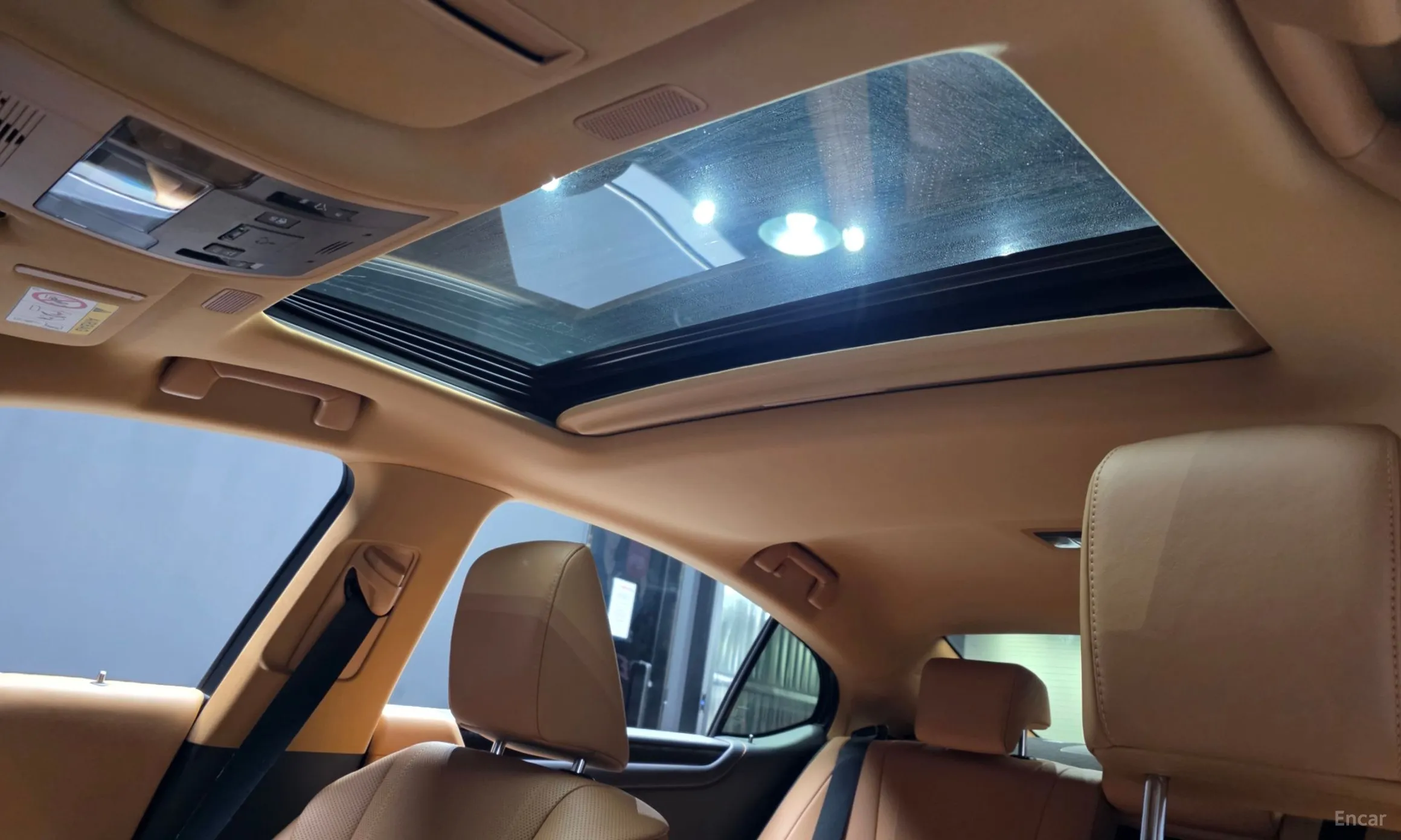 Lexus ES300h 7th Generation превью 18