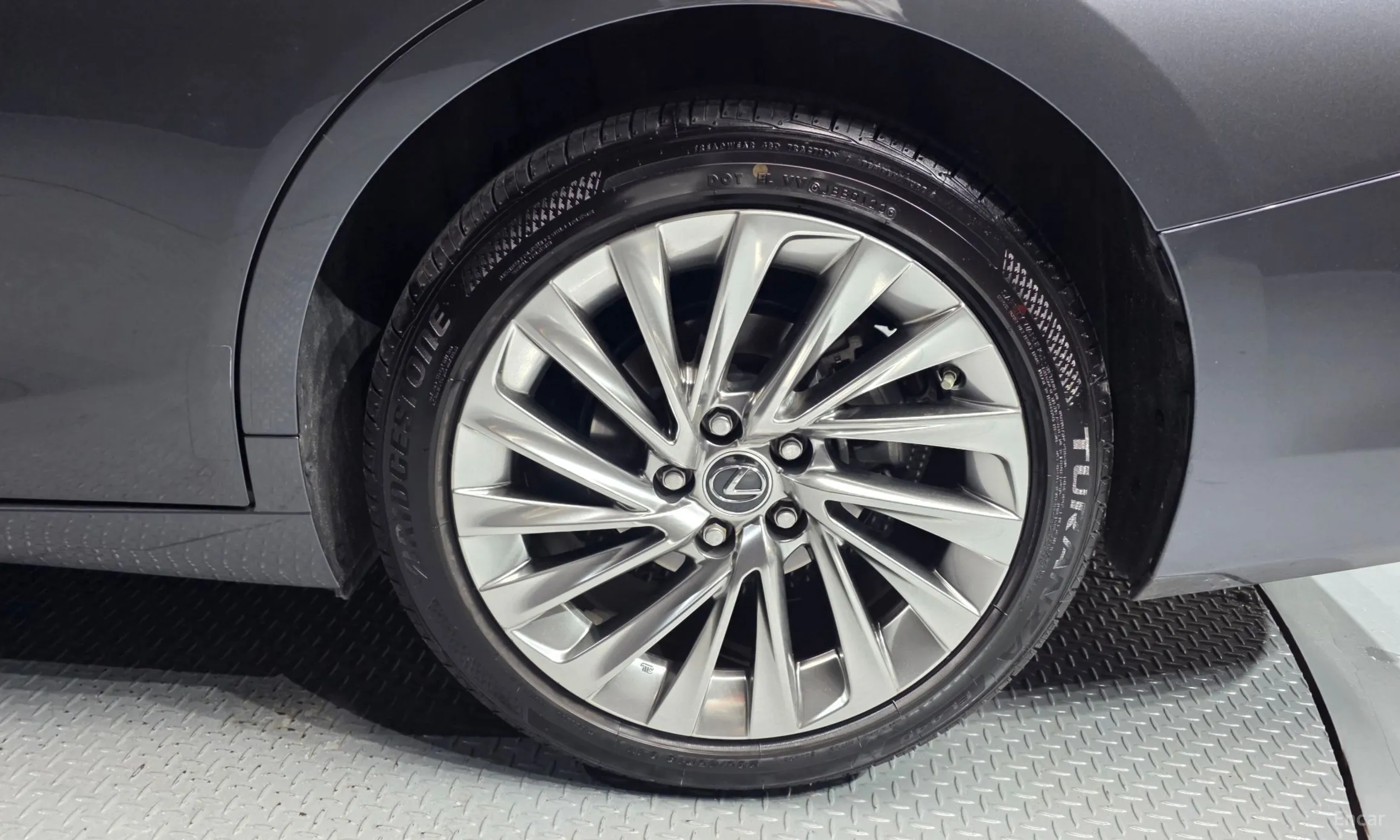 Lexus ES300h 7th Generation превью 5