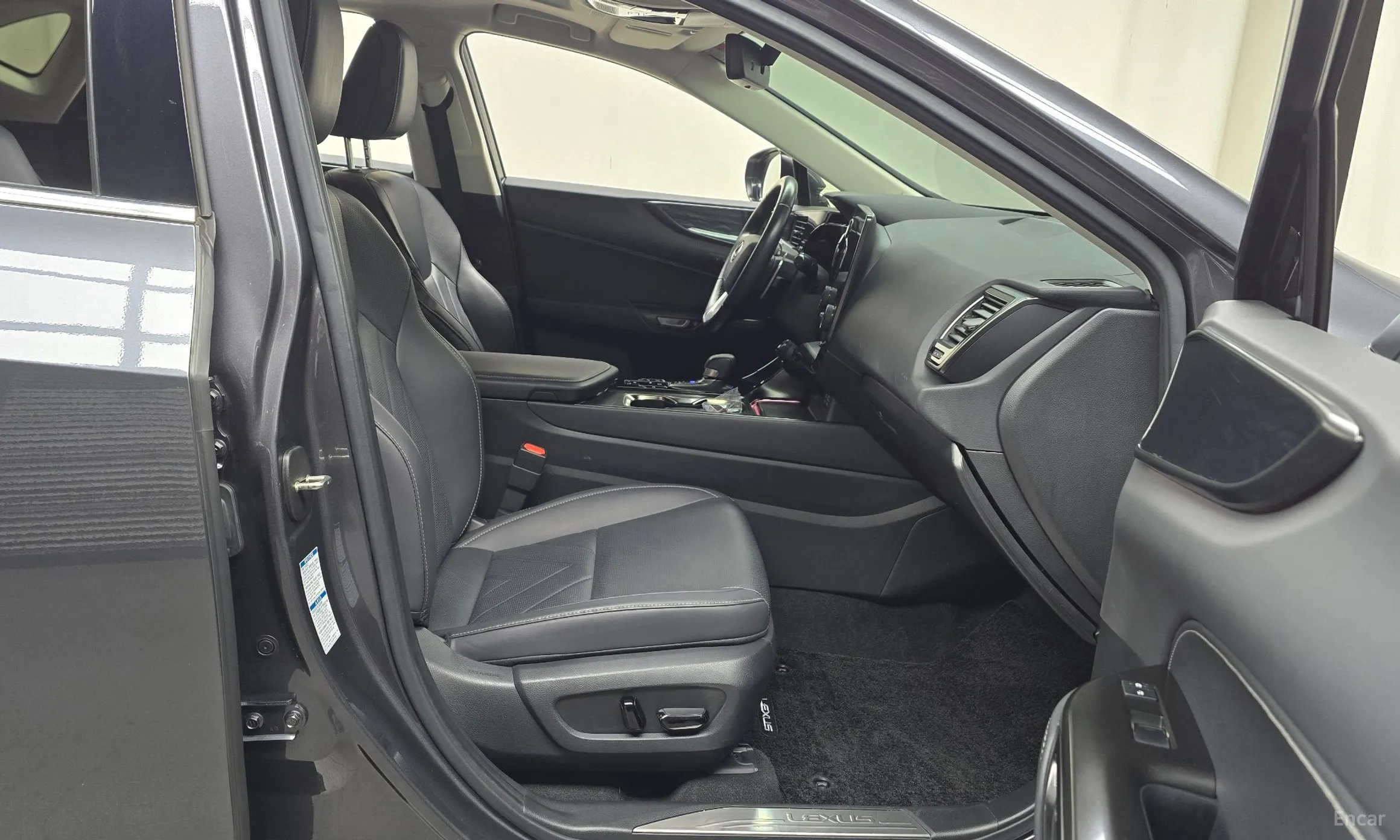 Lexus NX350h Gen 2 превью 11