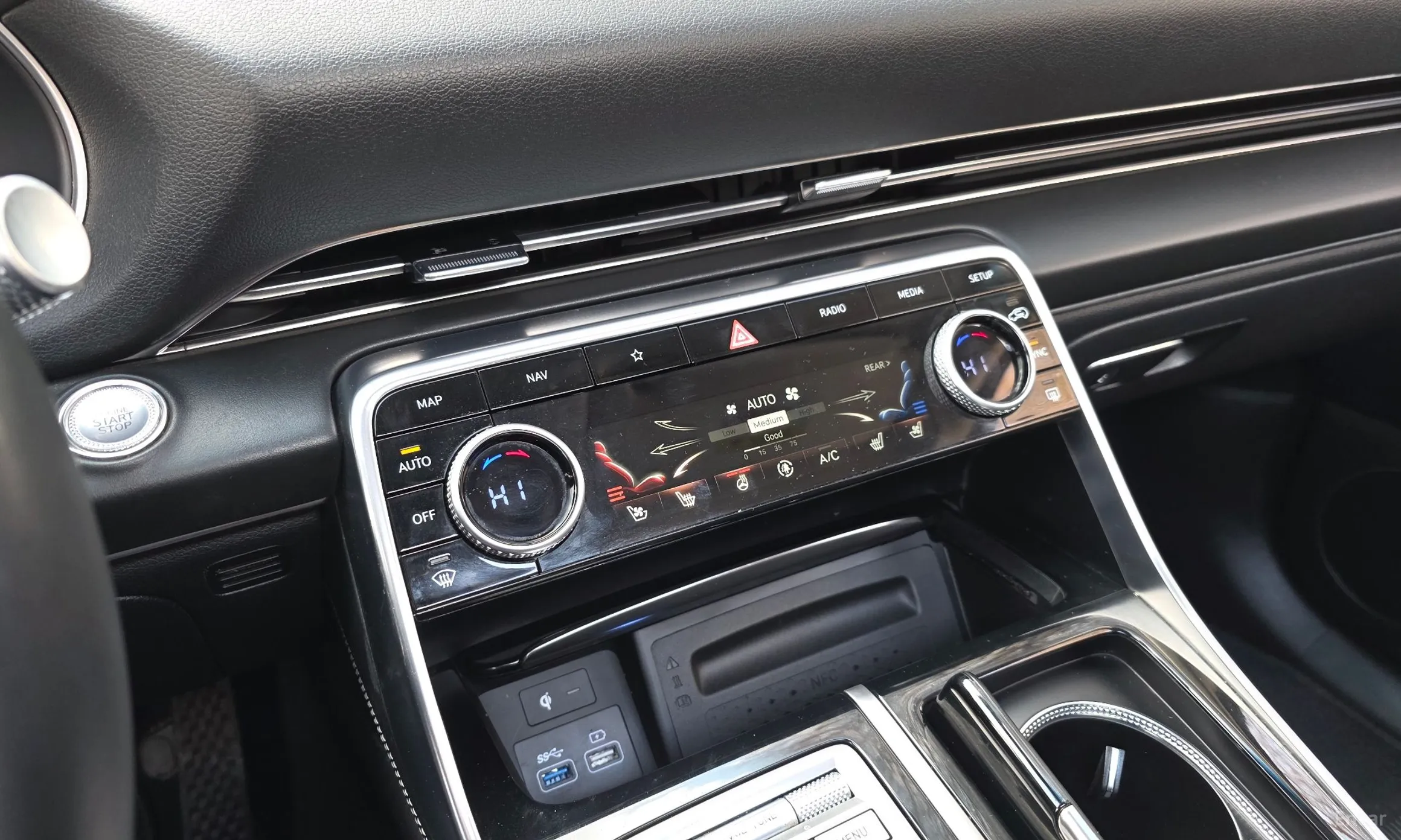 Genesis GV80 превью 17