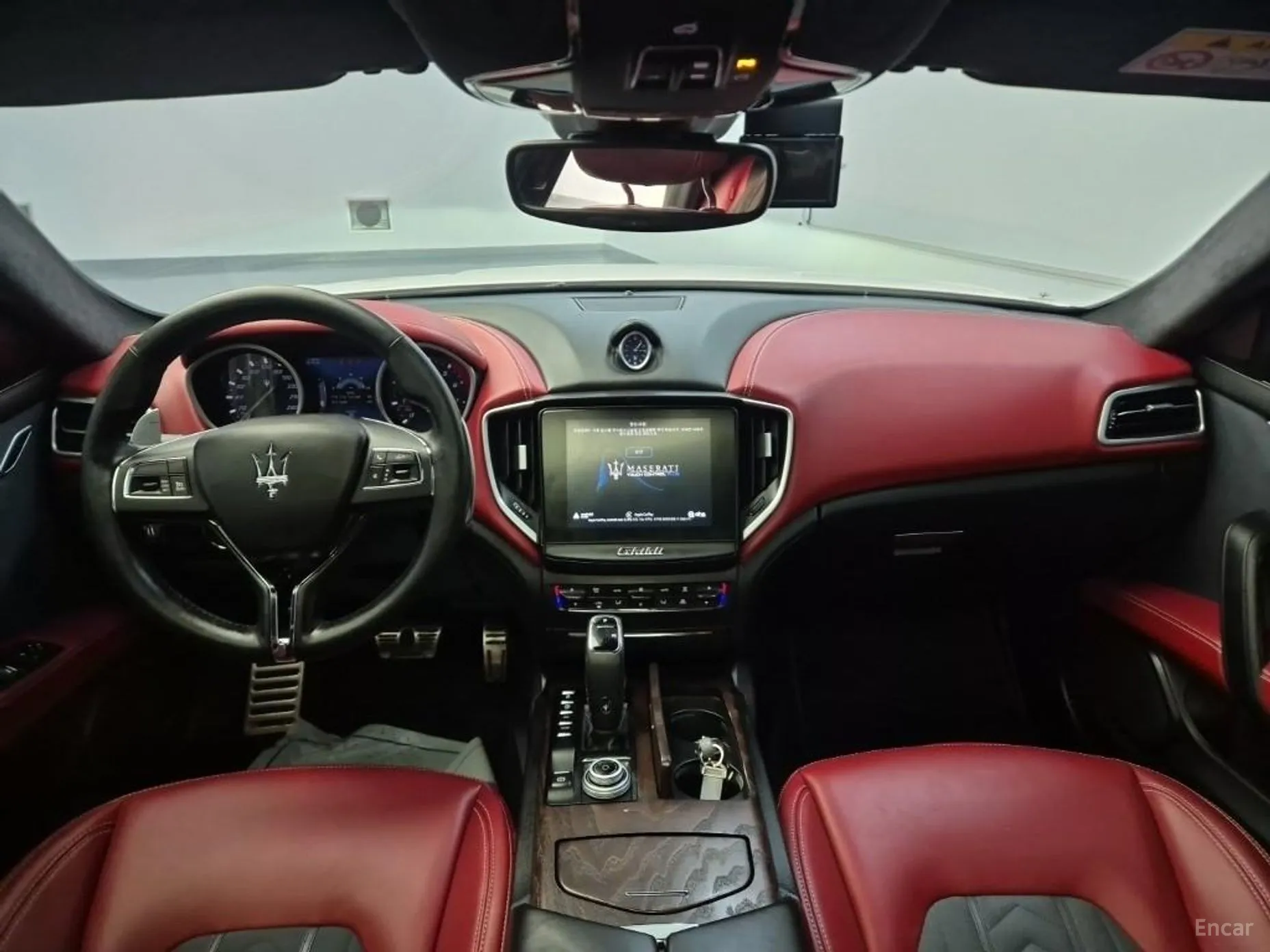 Maserati Ghibli превью 7