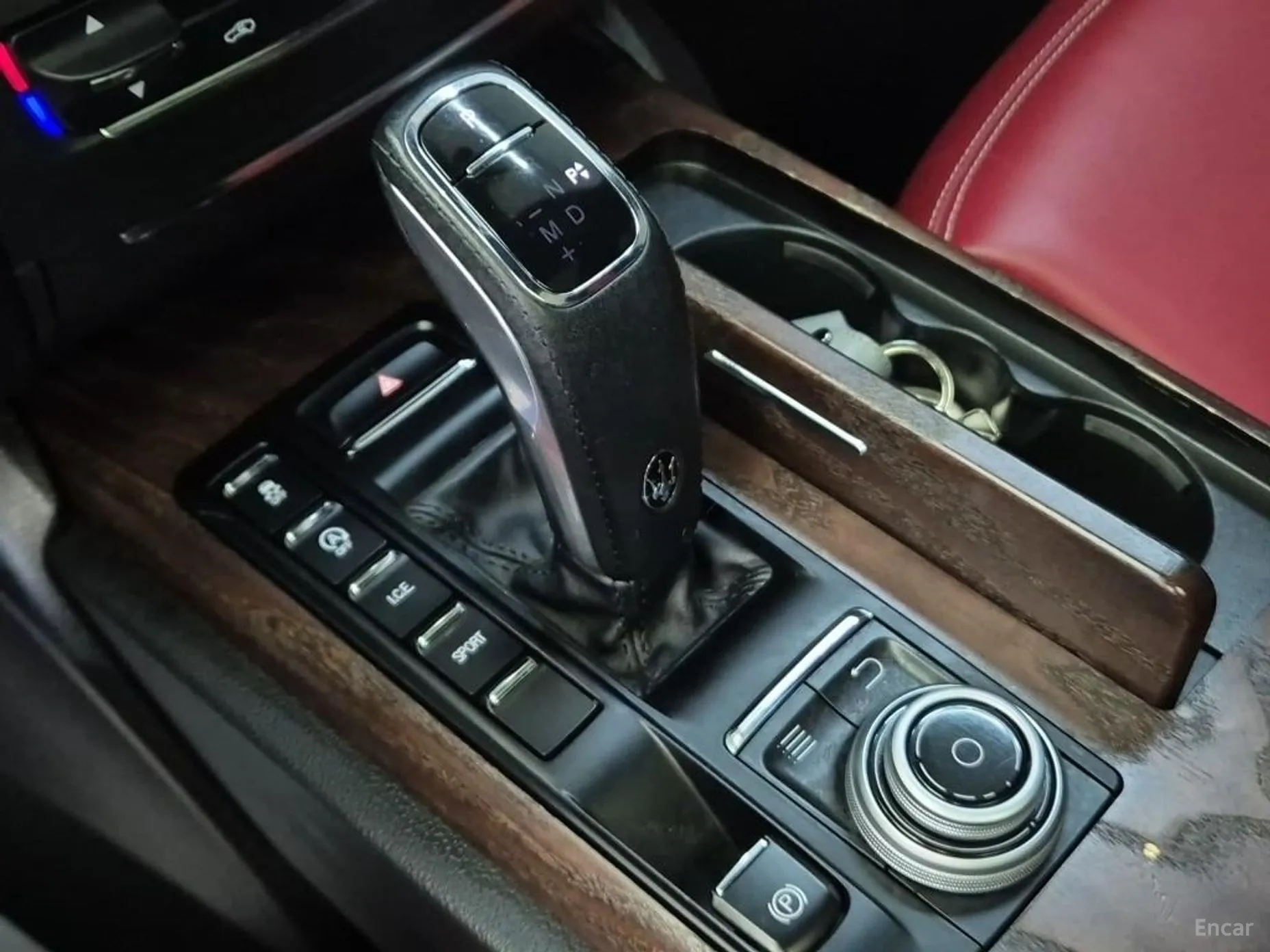 Maserati Ghibli превью 8