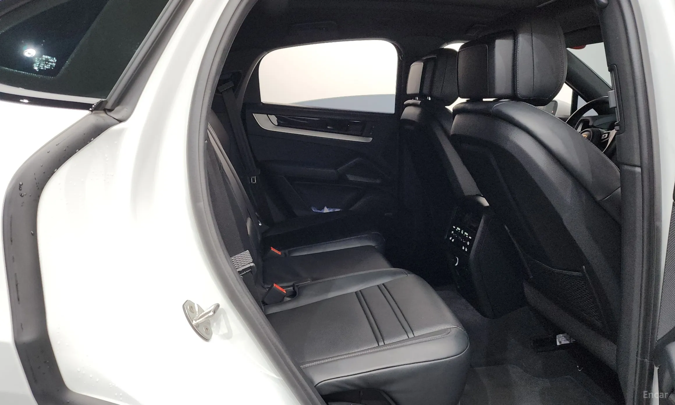 Porsche Cayenne (PO536) превью 12