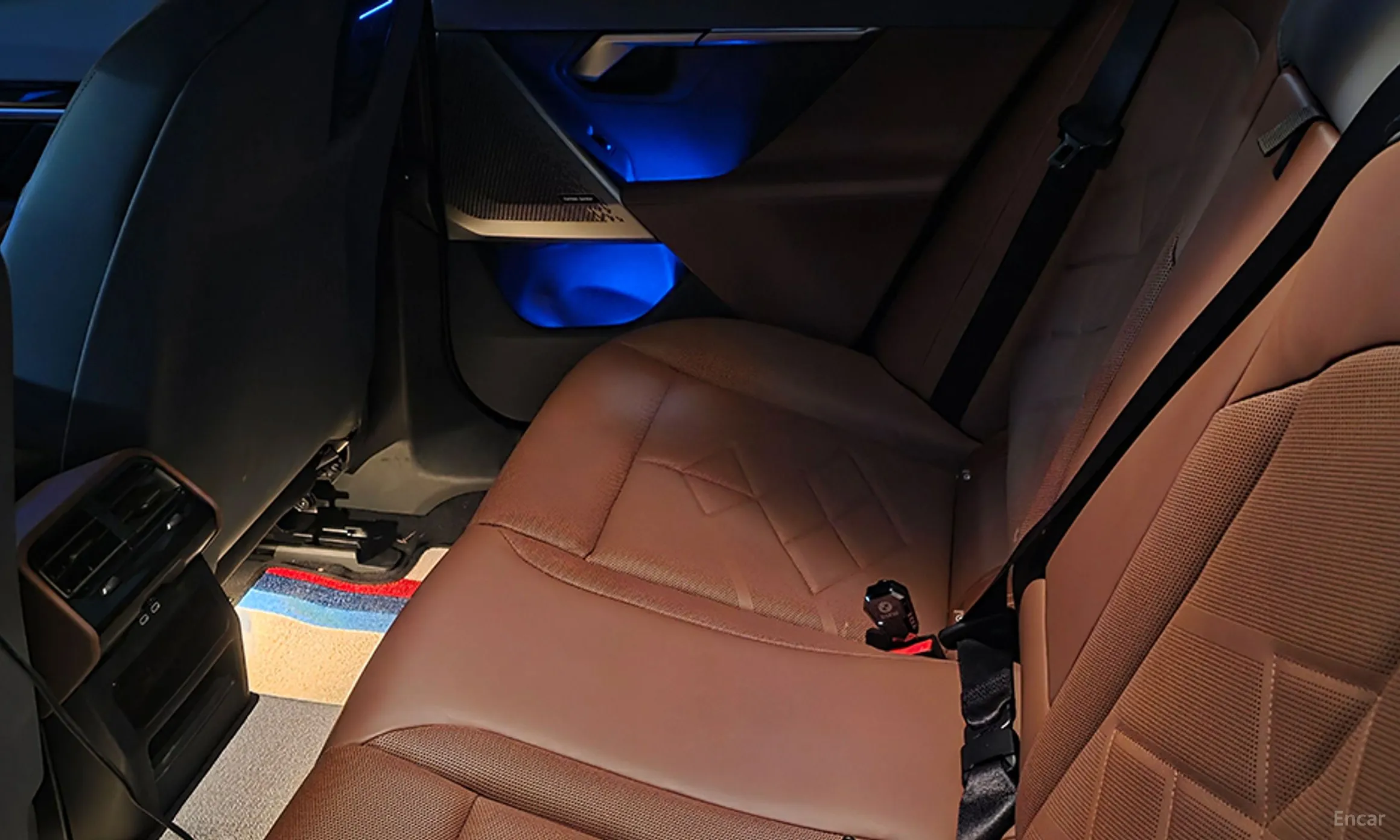 BMW 5 Series (G60) превью 10