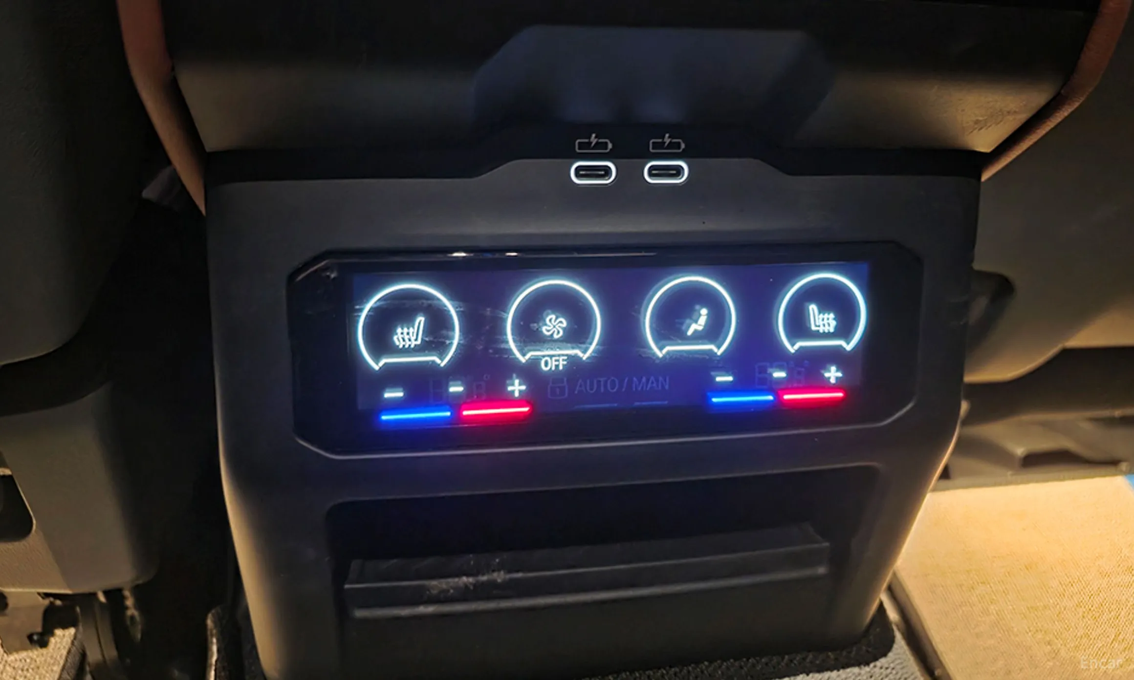 BMW 5 Series (G60) превью 11