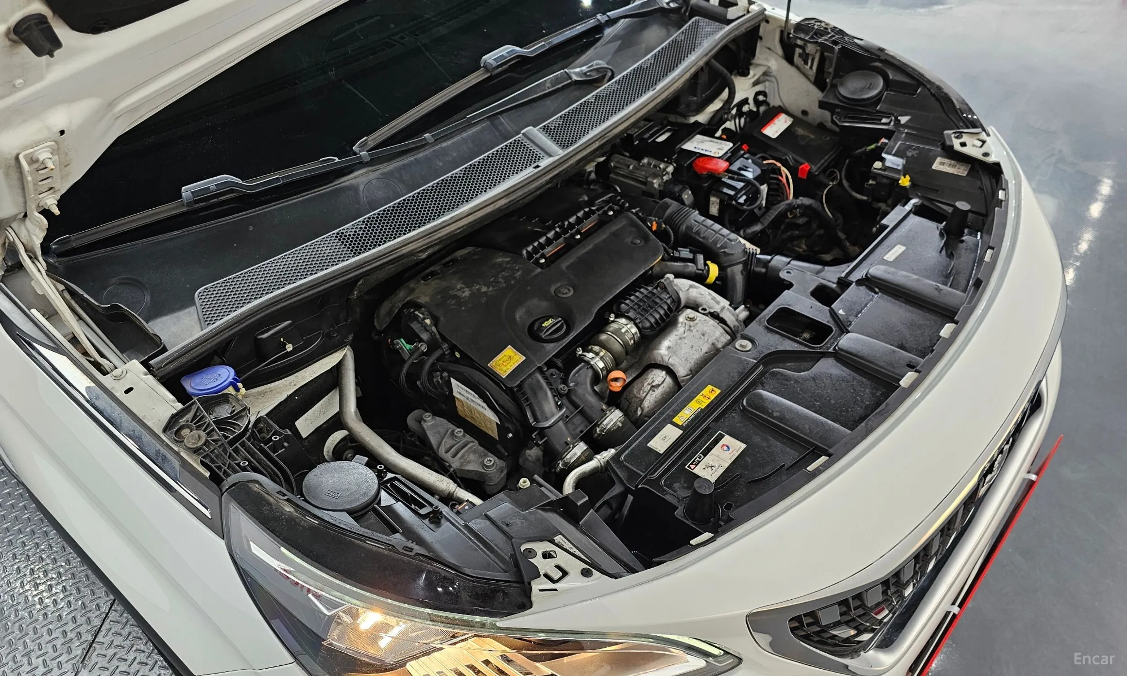 Peugeot 3008 2nd generation превью 6