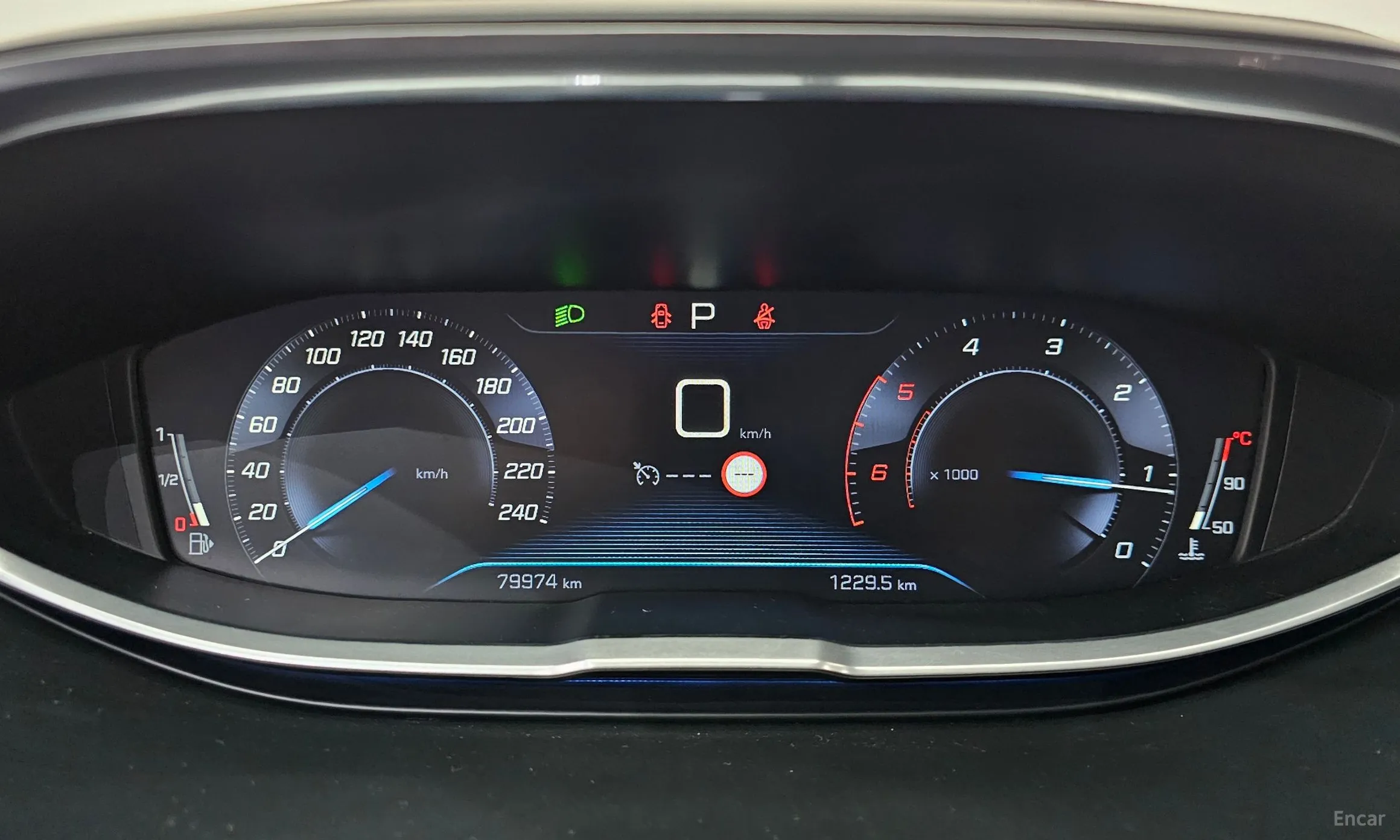 Peugeot 3008 2nd generation превью 8